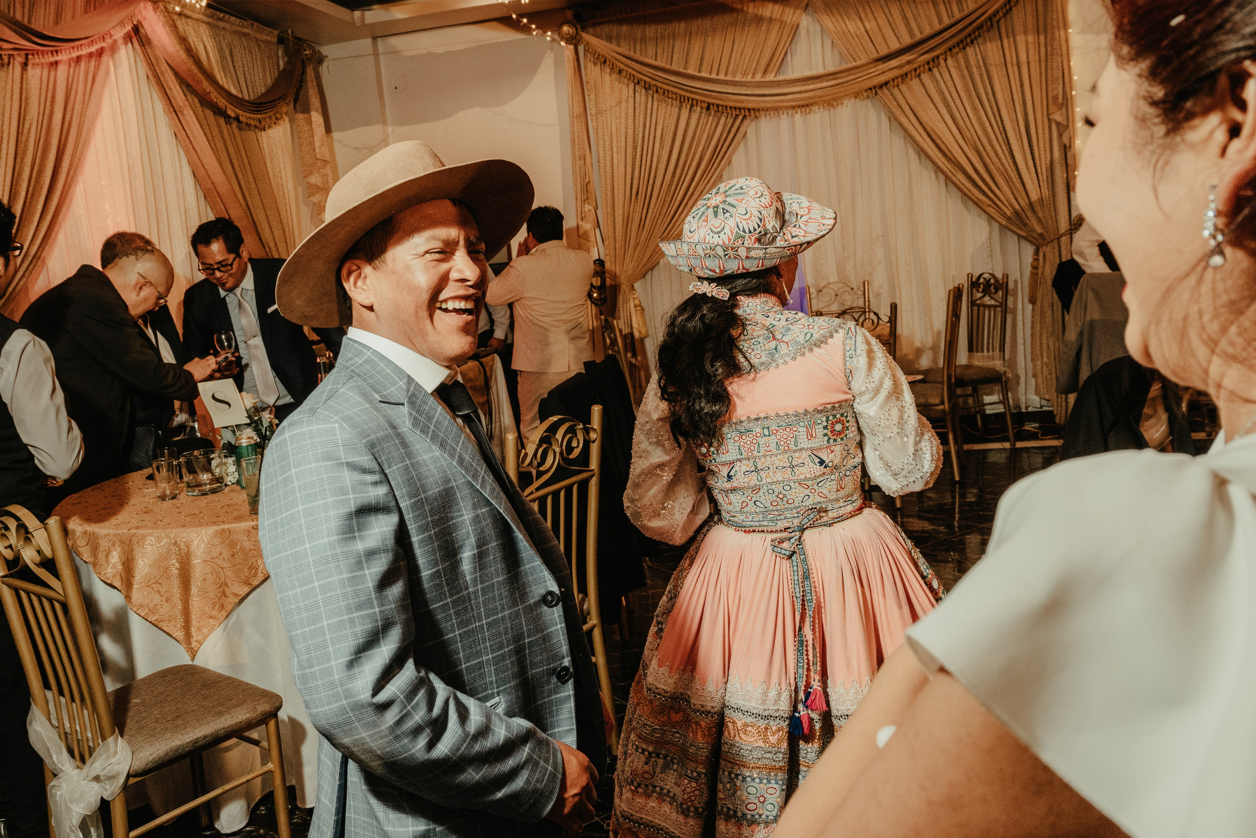 VANESSA + FRANKLIN BODA RELIGIOSA. Studio KVTA | Fotografía y Video de Bodas en Arequipa