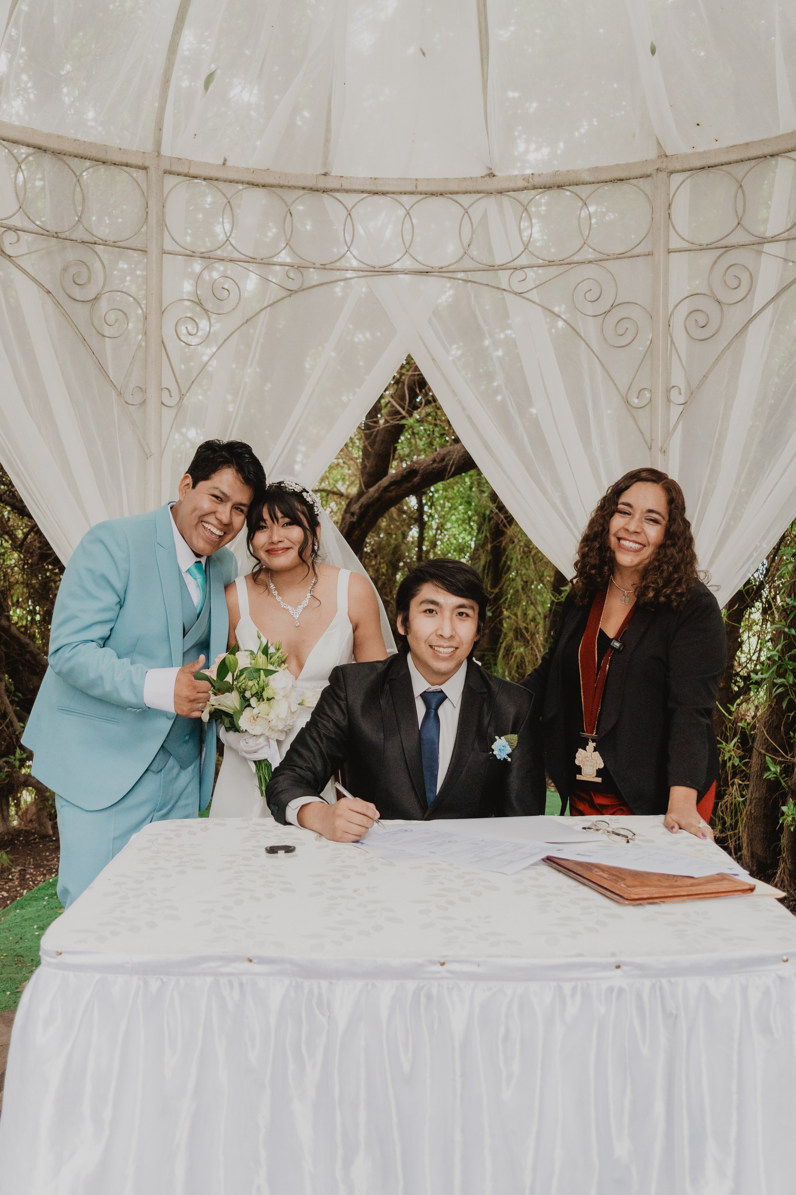 STEISY + EMMANUEL | BODA RELIGIOSA. Studio KVTA | Fotografía y Video de Bodas en Arequipa