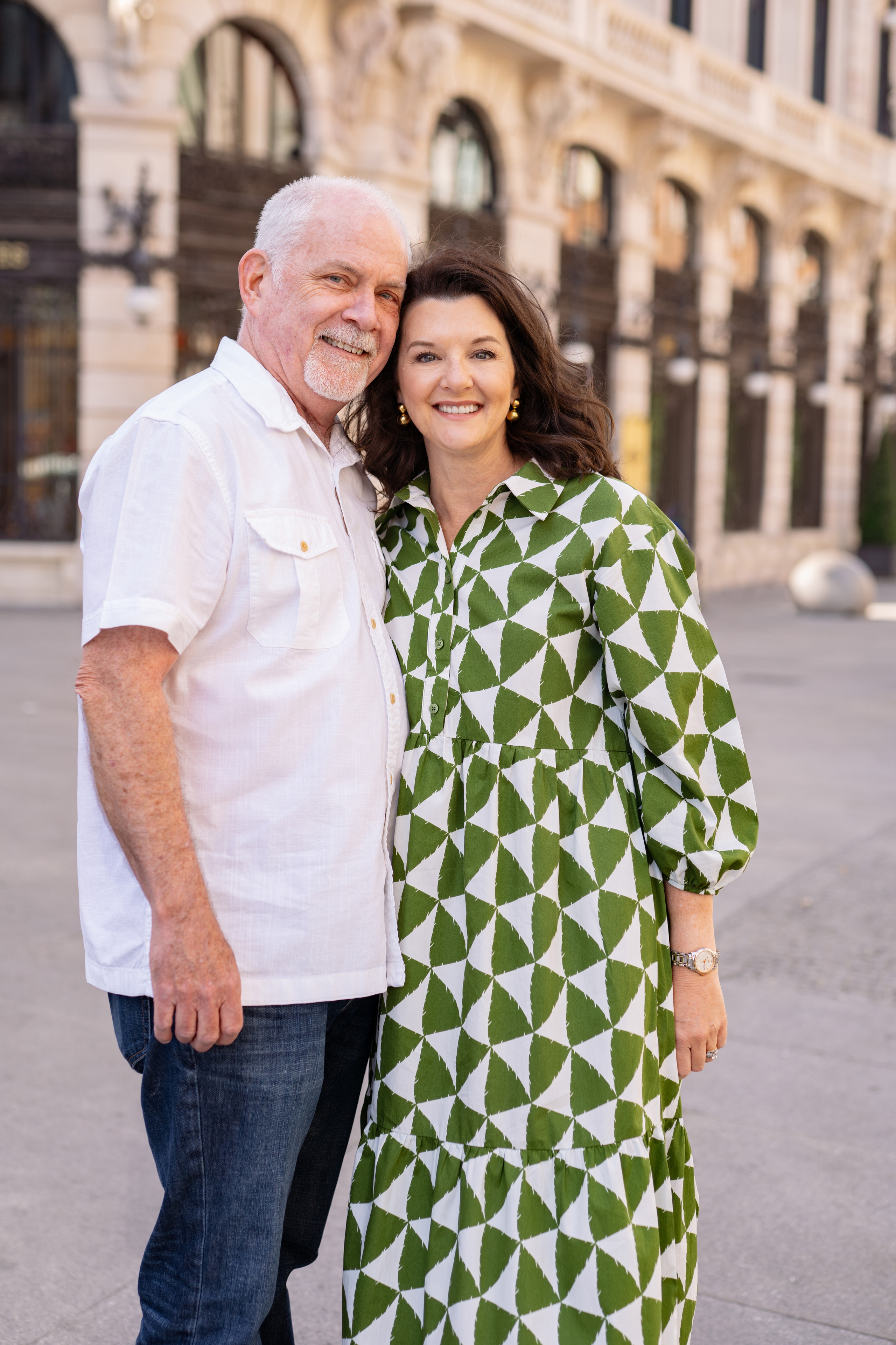 Fotógrafo de sesiones familiares para turistas en Madrid. Fotógrafo en Madrid, España. Alyona Belyaninova
