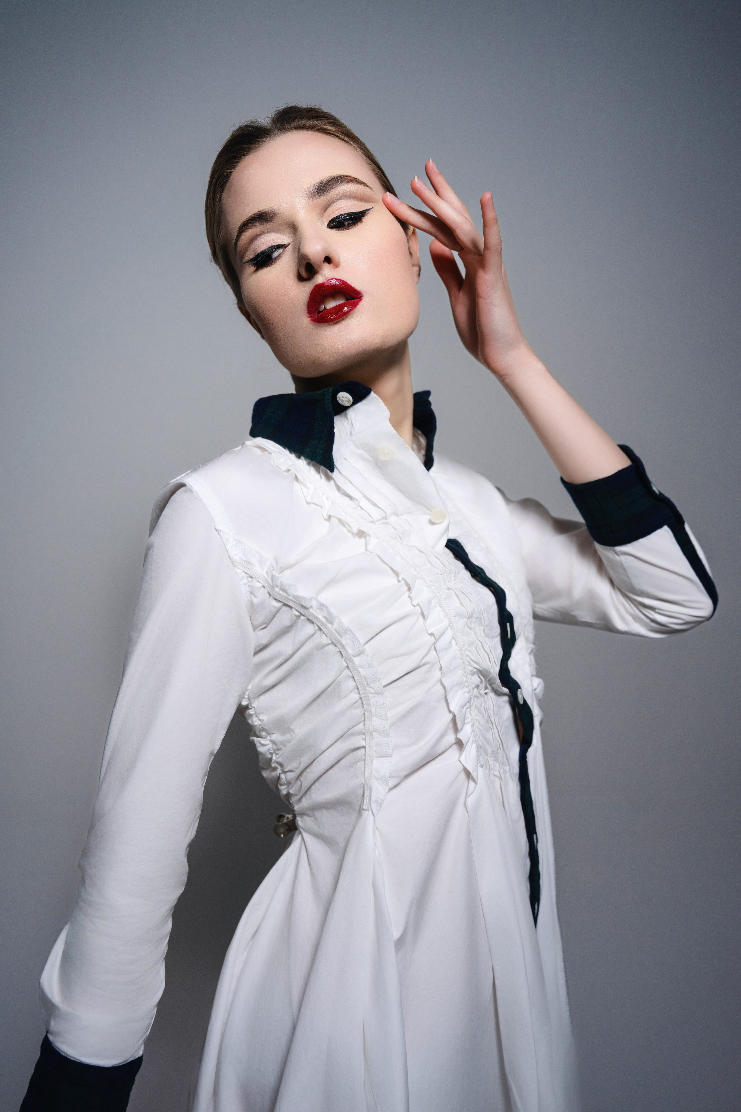 Candid Portrait Photography London – A candid portrait shot of a subject in London, capturing a moment of genuine emotion and natural expression.