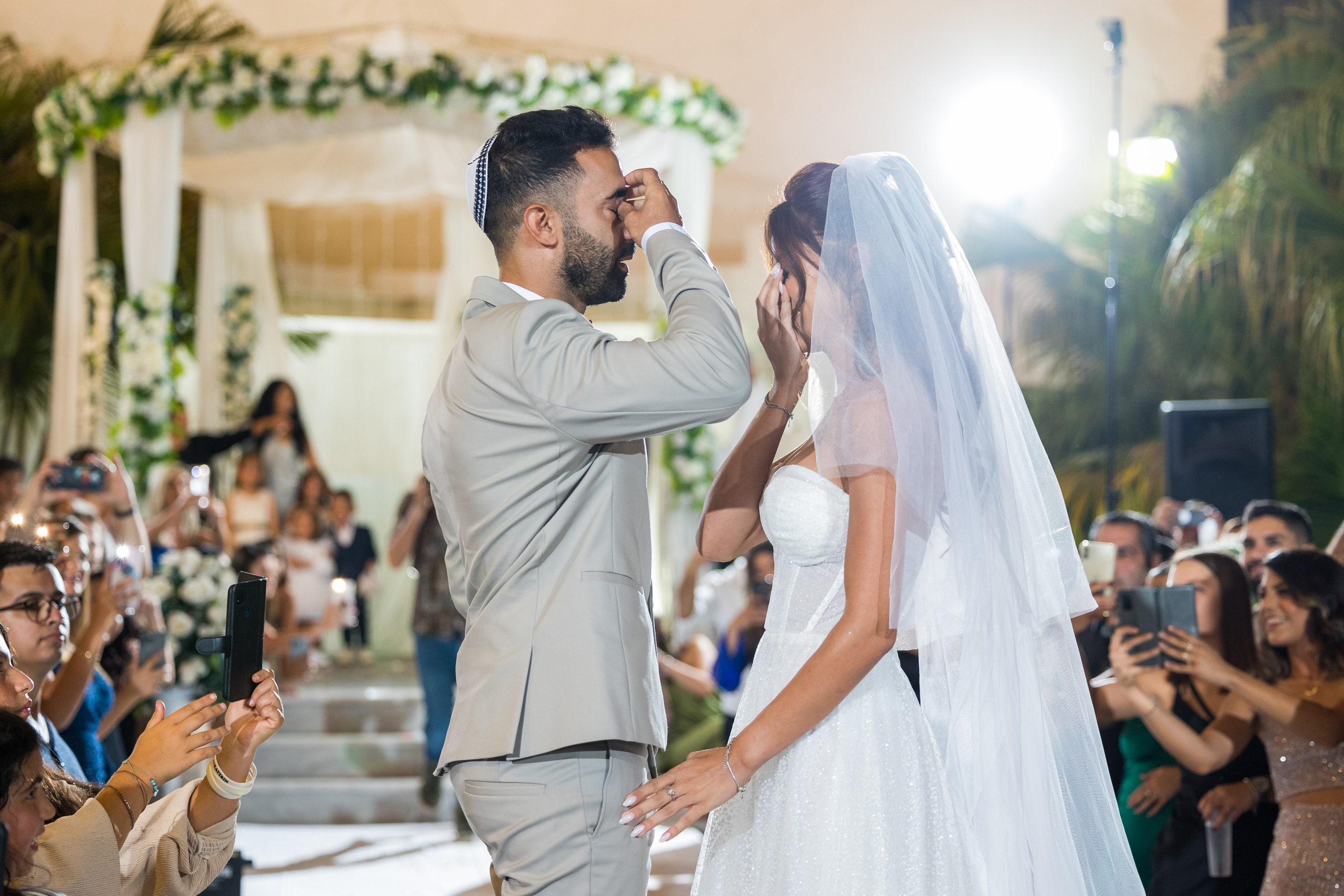 Naria & Yadid. AMIR BUCHNIK PHOTOGRAPHER