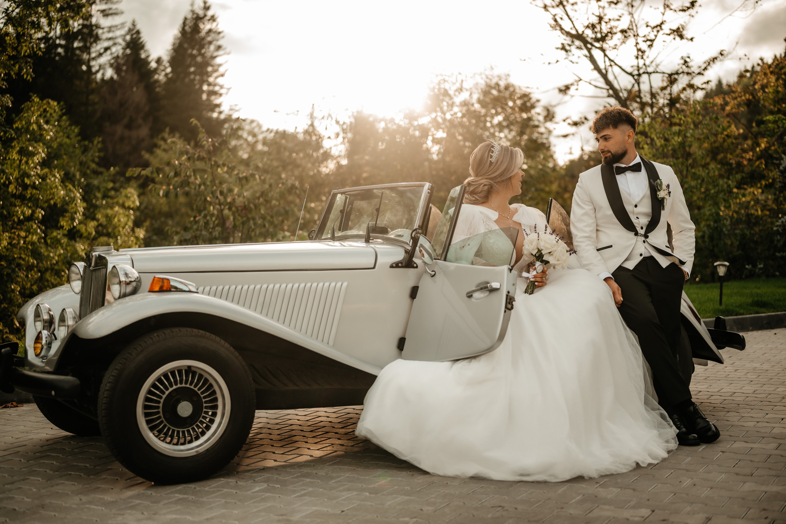 🤎 D a i a n a & D a n i e l - Wedding Day Preview. Wedding & Family Photographer