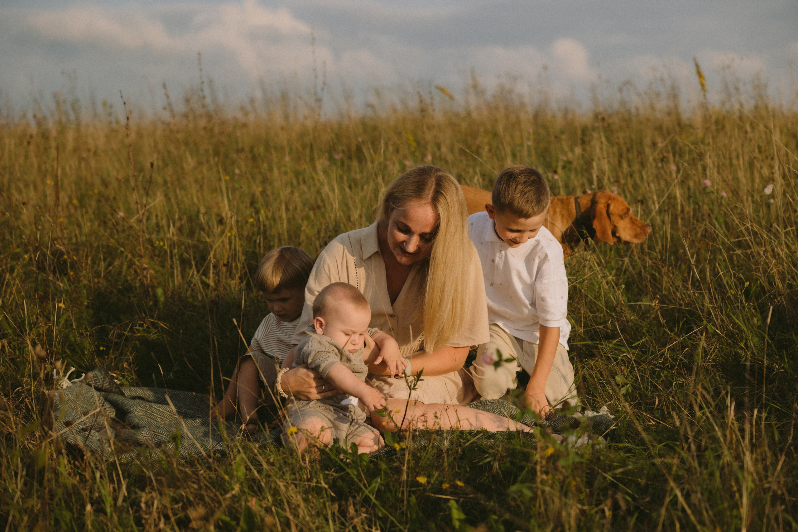 Simonos ir Mariaus šeima | PIEVA. Vestuvių ir šeimų fotografė Lena Bondarenko / belove photo
