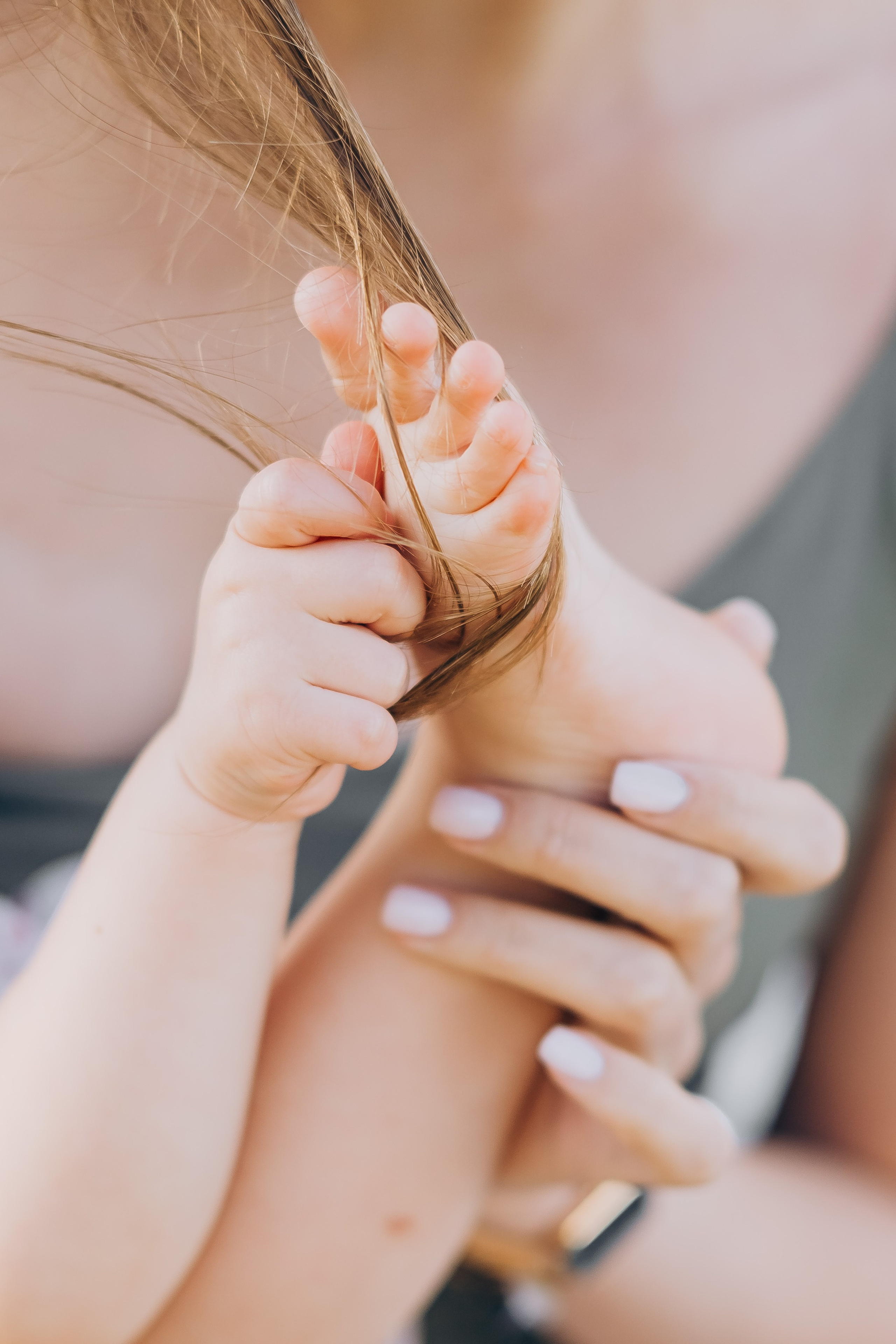 Sophisticated Tanya with her daughter and husband. Фотограф у Пальма де Майорка