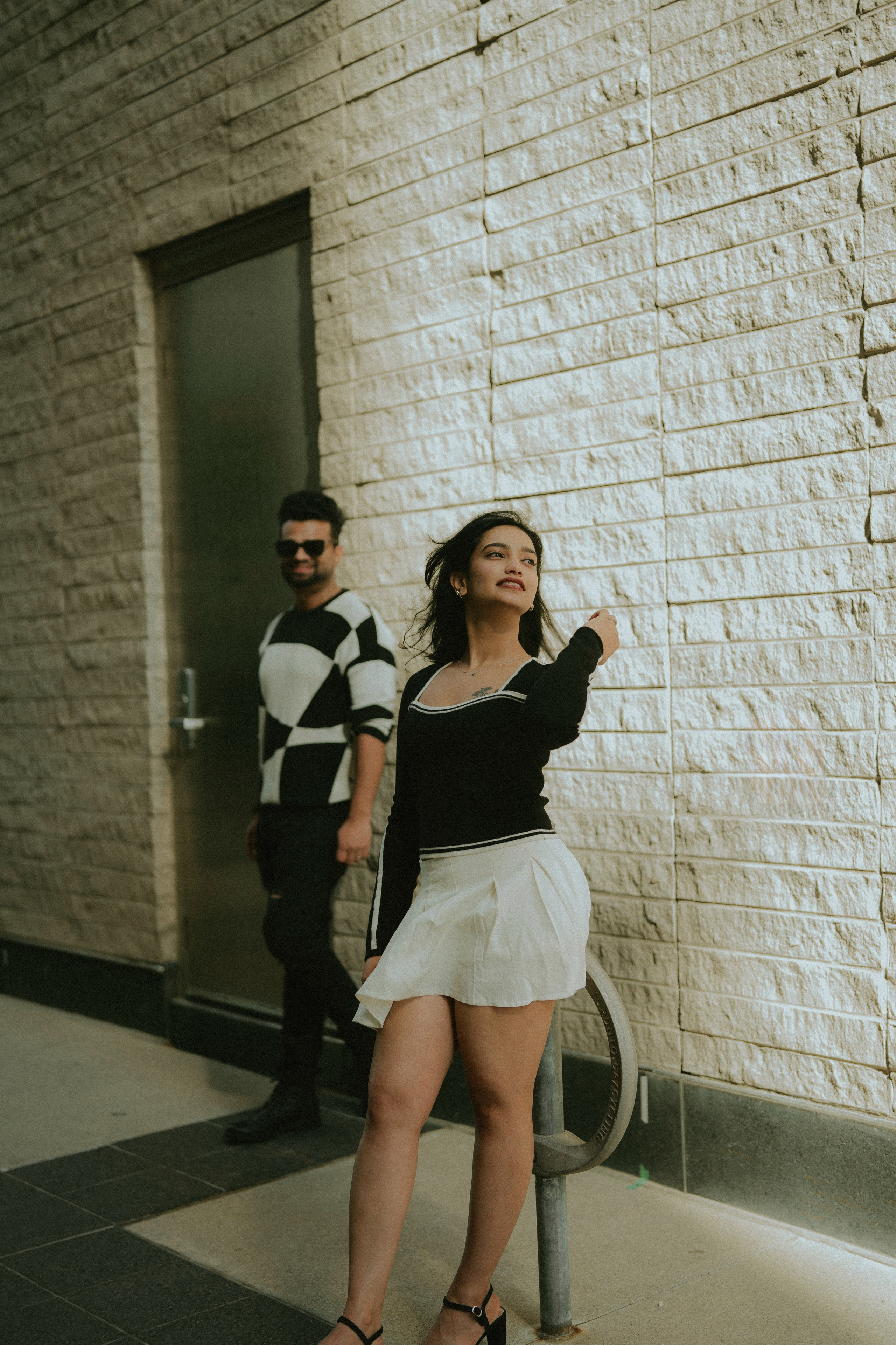 Downtown Romance at Toronto. Fine art Wedding Photographers in India & Canada