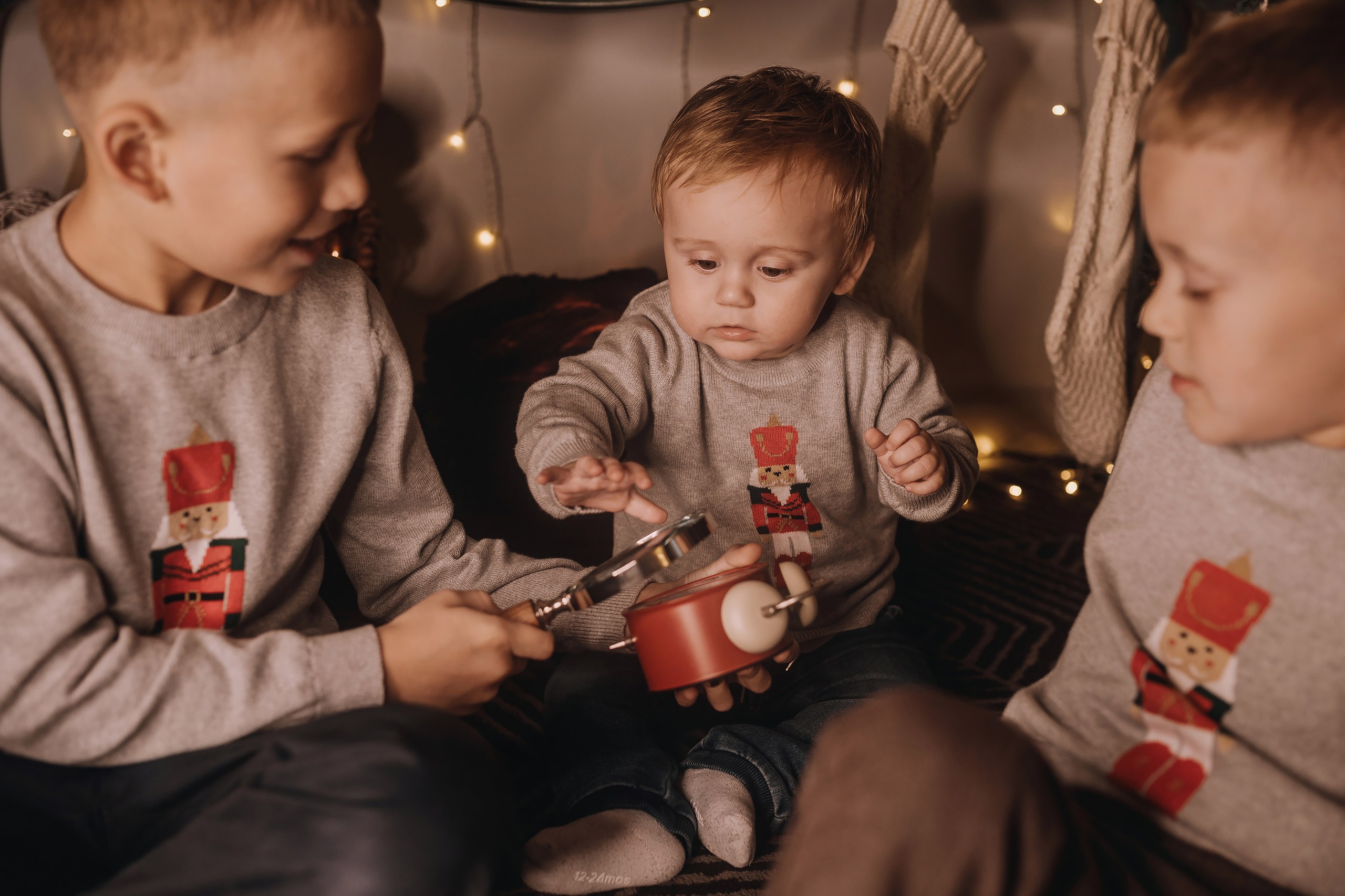 26.11.2023 Christmas Photoshoot. Wedding family event photographer in Chicago Nick Yushevich