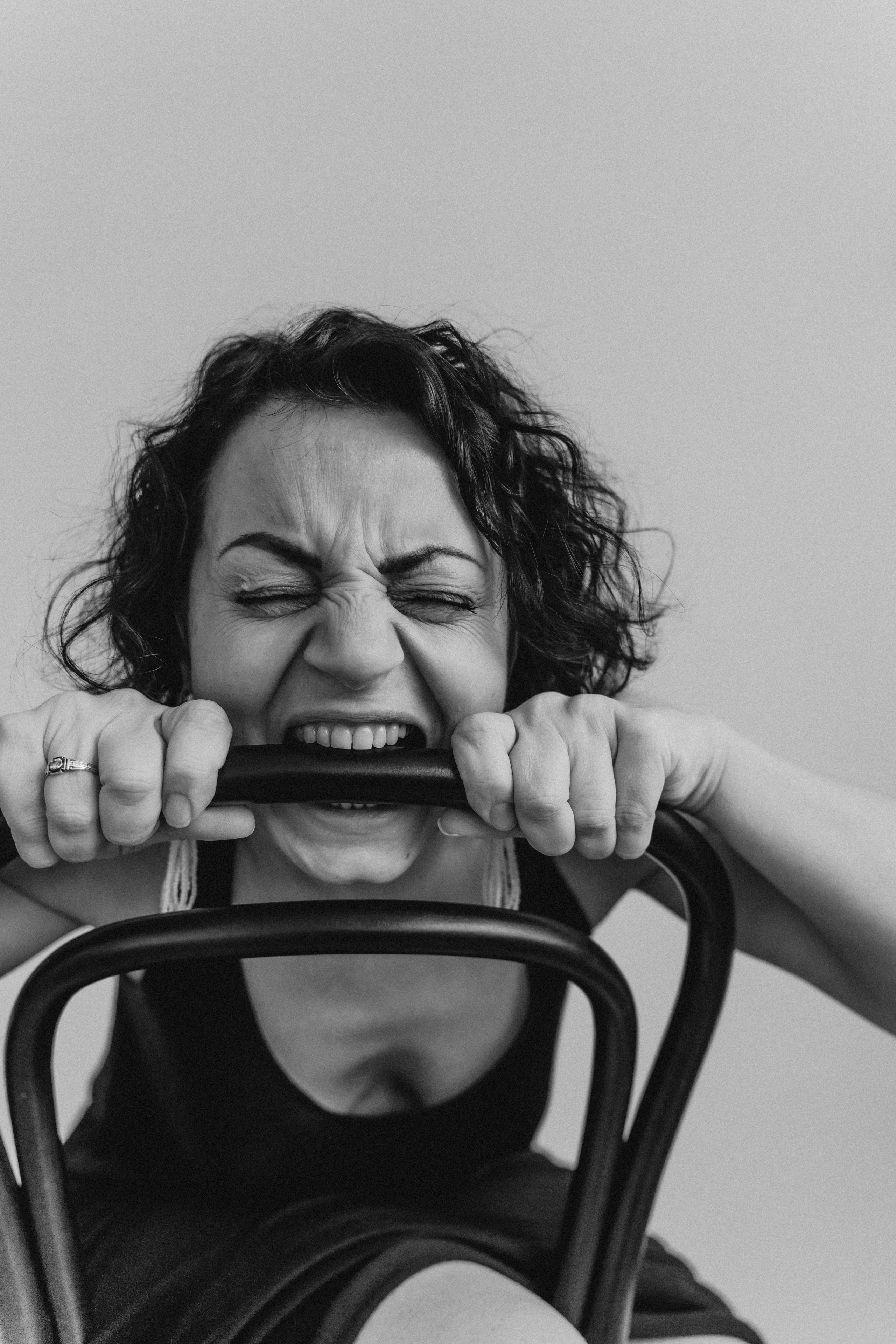 Facetten der Weiblichkeit. Schwarz-weiß Fotografie in Münster. Fotografin Viktoria Roschen