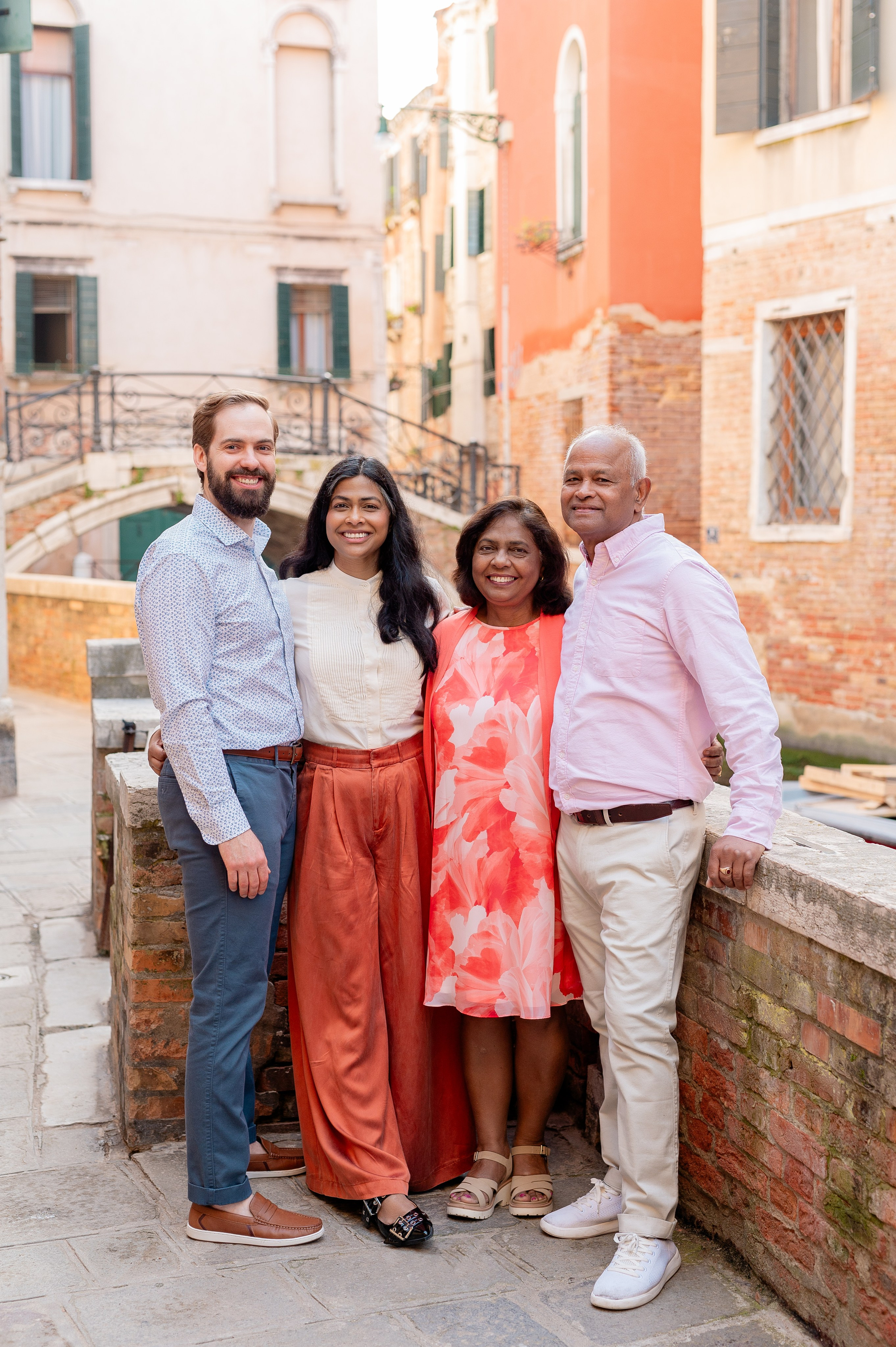 Family photoshoot in Venice. Фотограф в Венеции Anna Terzi