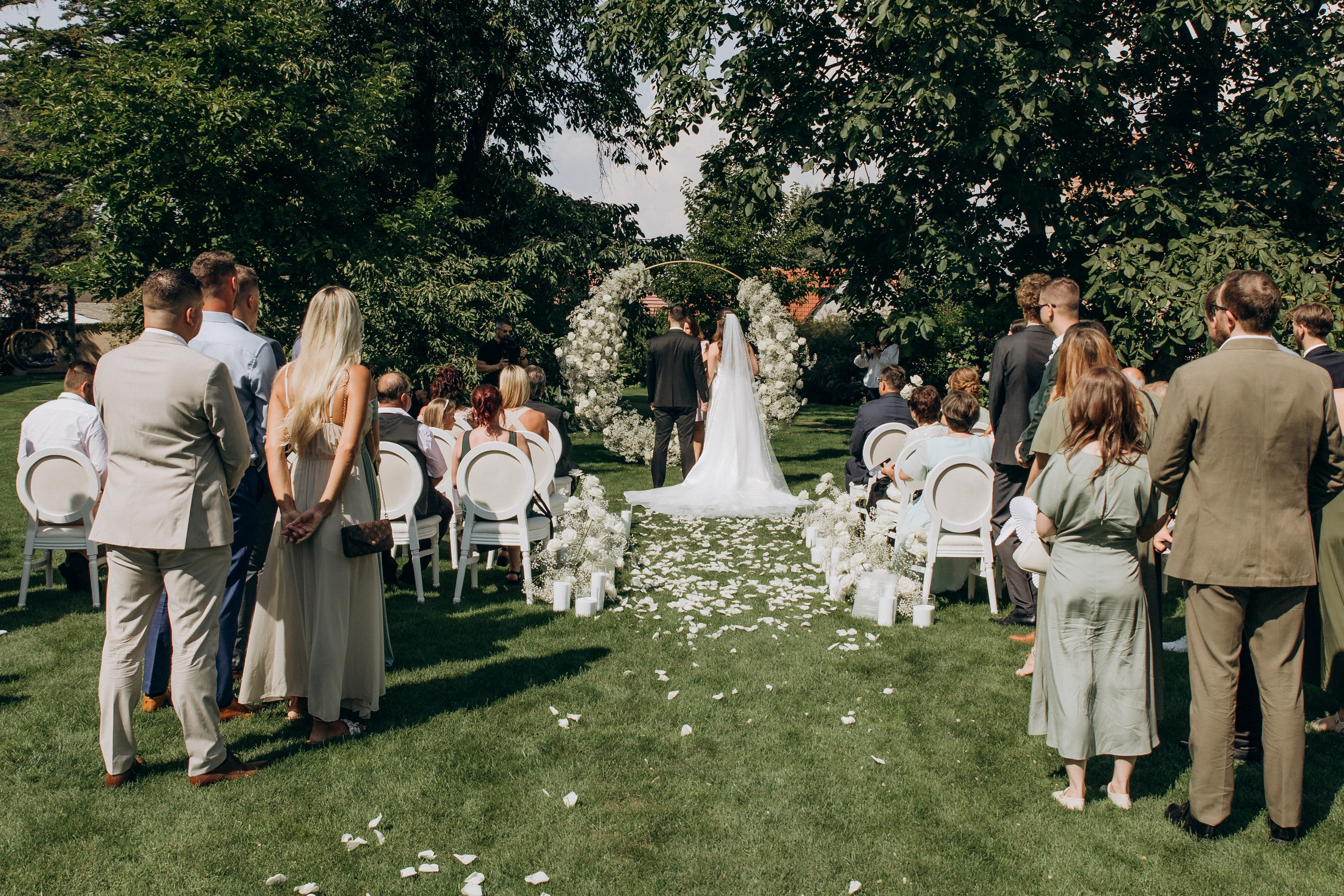 Wedding moments at Na Kmine