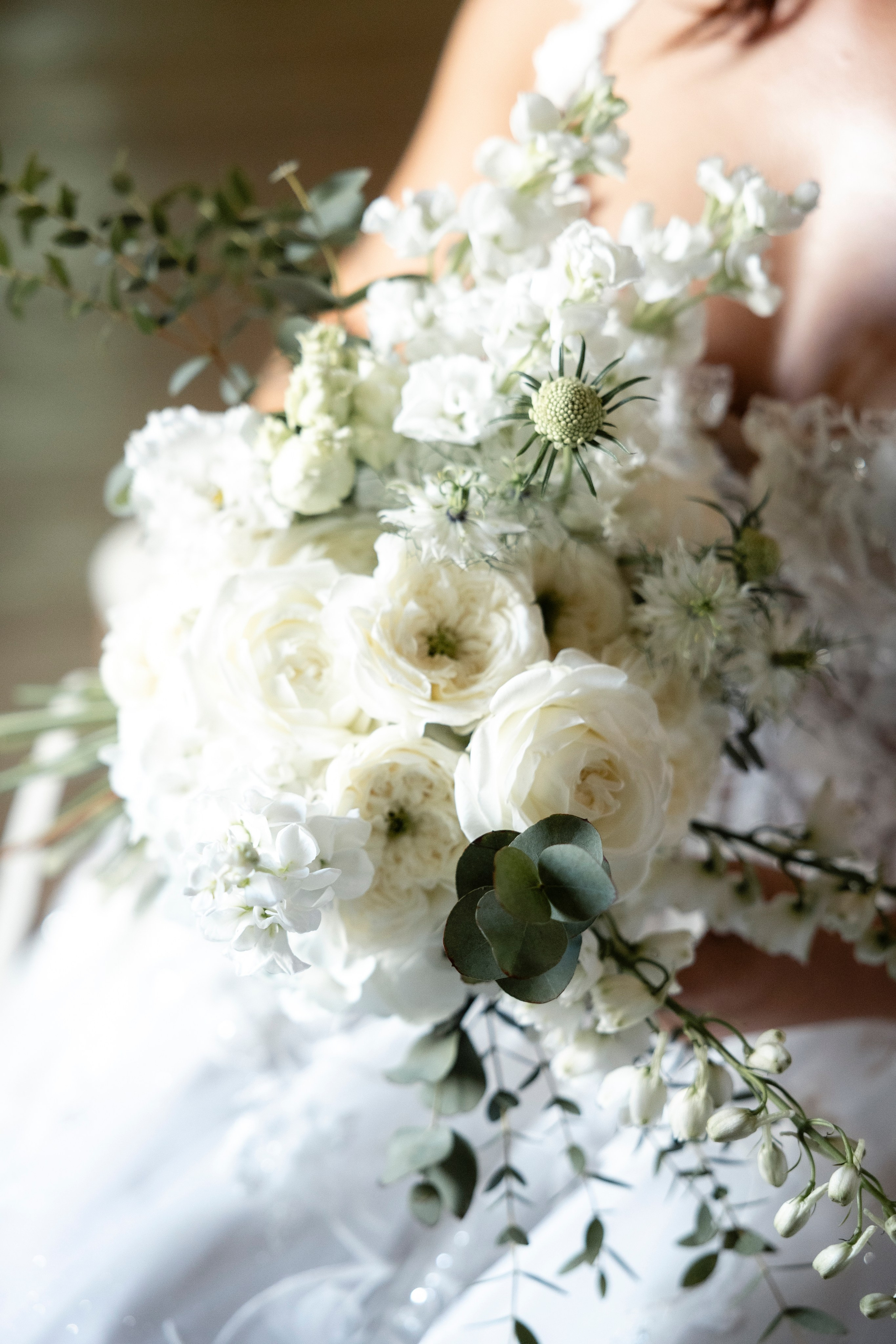 Modern Château Wedding in Occitanie — Domaine de Merlac. Eugénie Smirnova — Wedding & Elopement Photographer in Southwest France