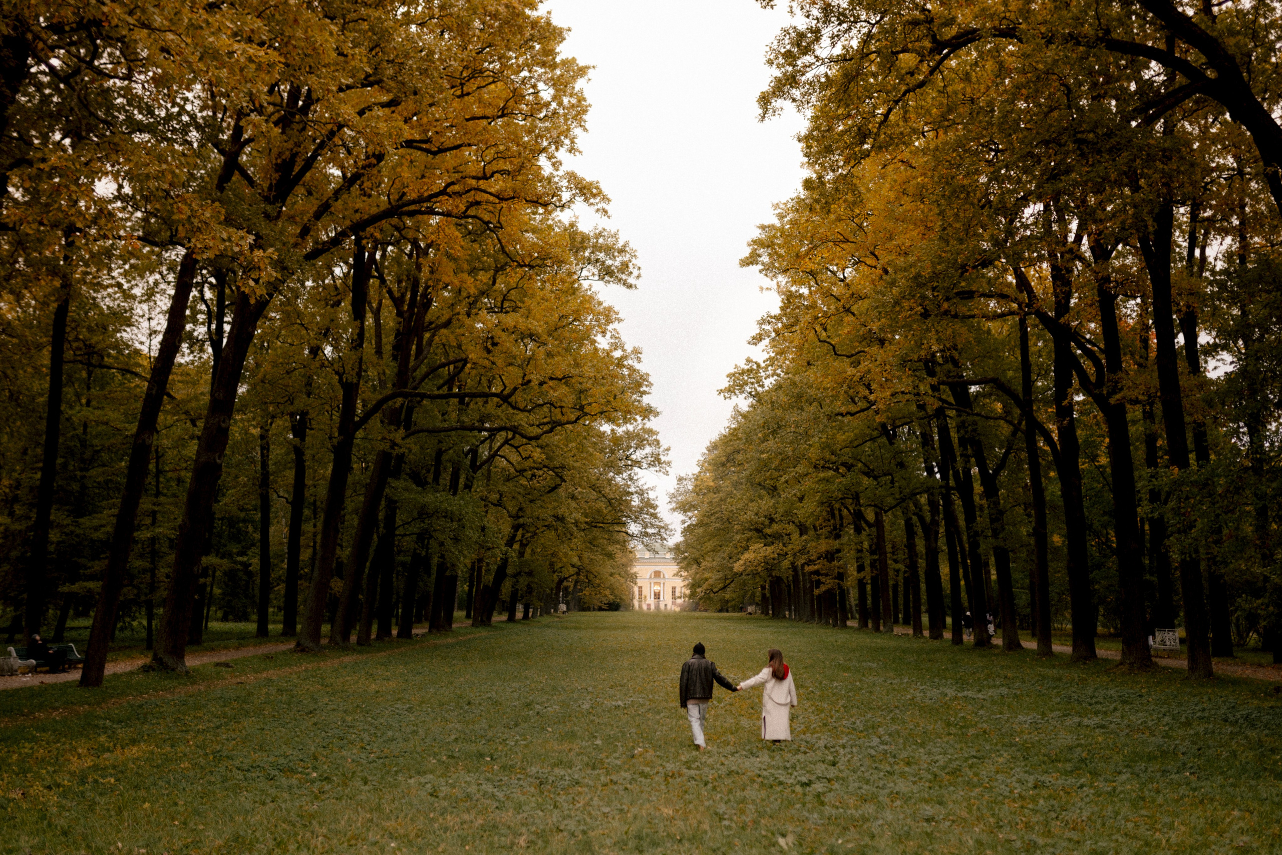 Julia + Vitaly. Polina Sobol — family & documentary photographer in Bern. Outdoor & urban photo sessions for families, kids and couples