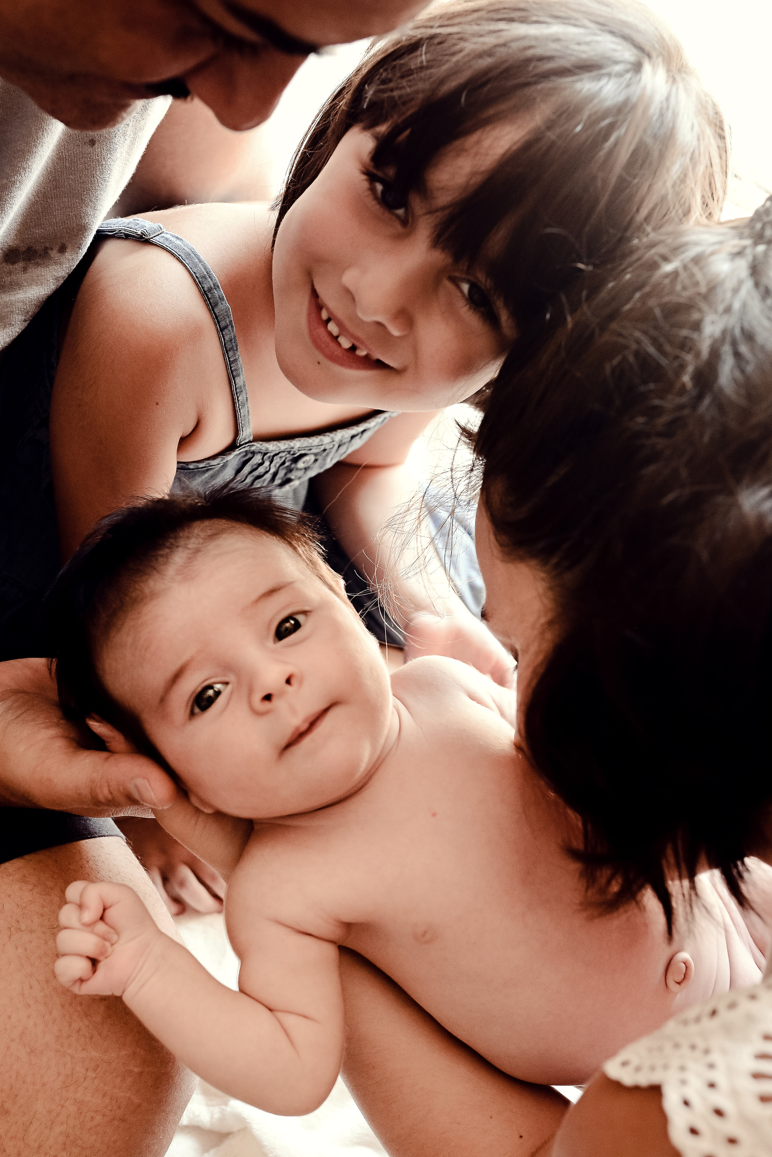 MINO&MARIA FAMILY SHOOTING AT HOME