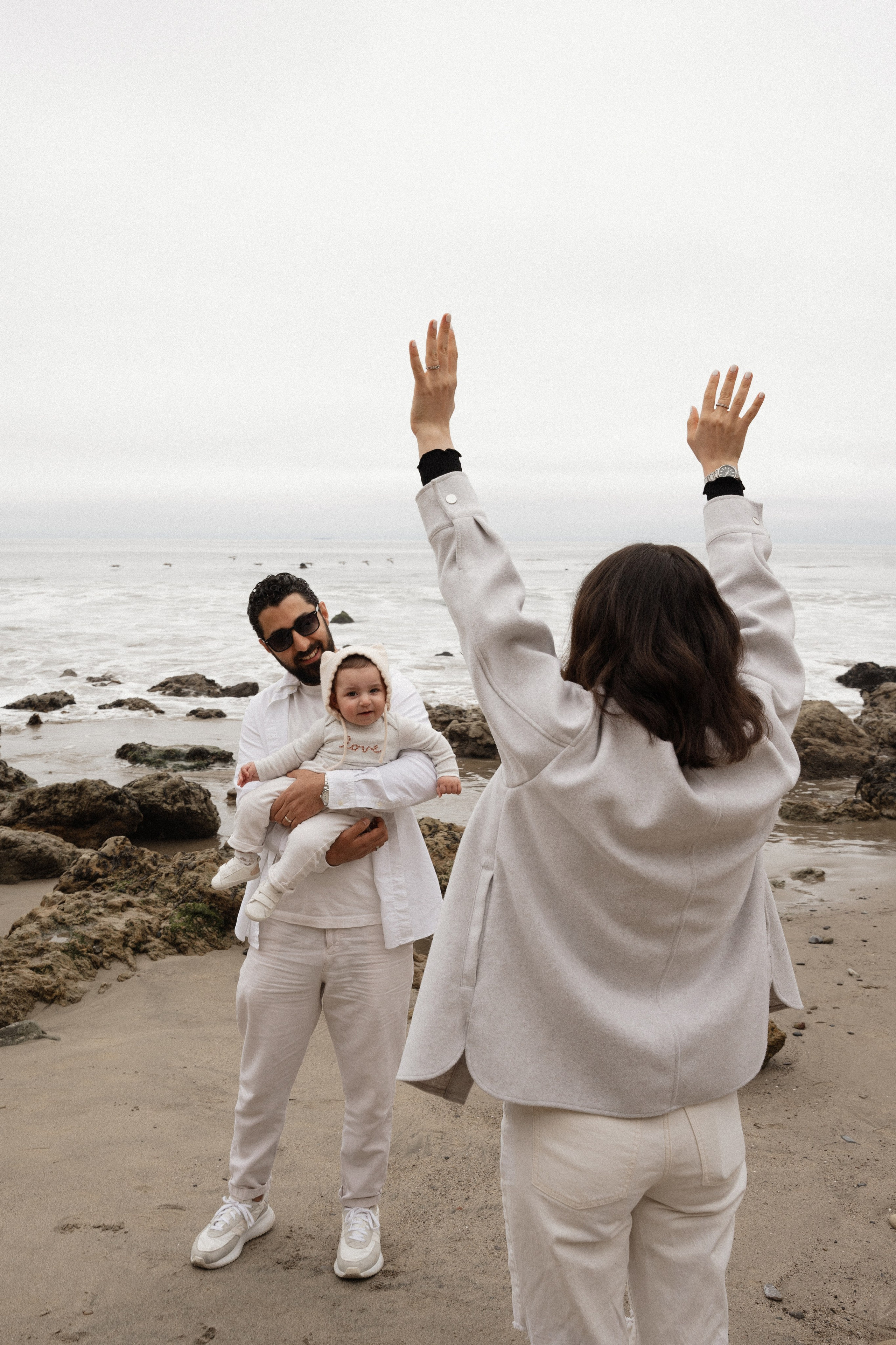 Family photoshoot. Family photoshoot outside. Beach photoshoot. Family holiday photoshoot. Sunset photoshoot