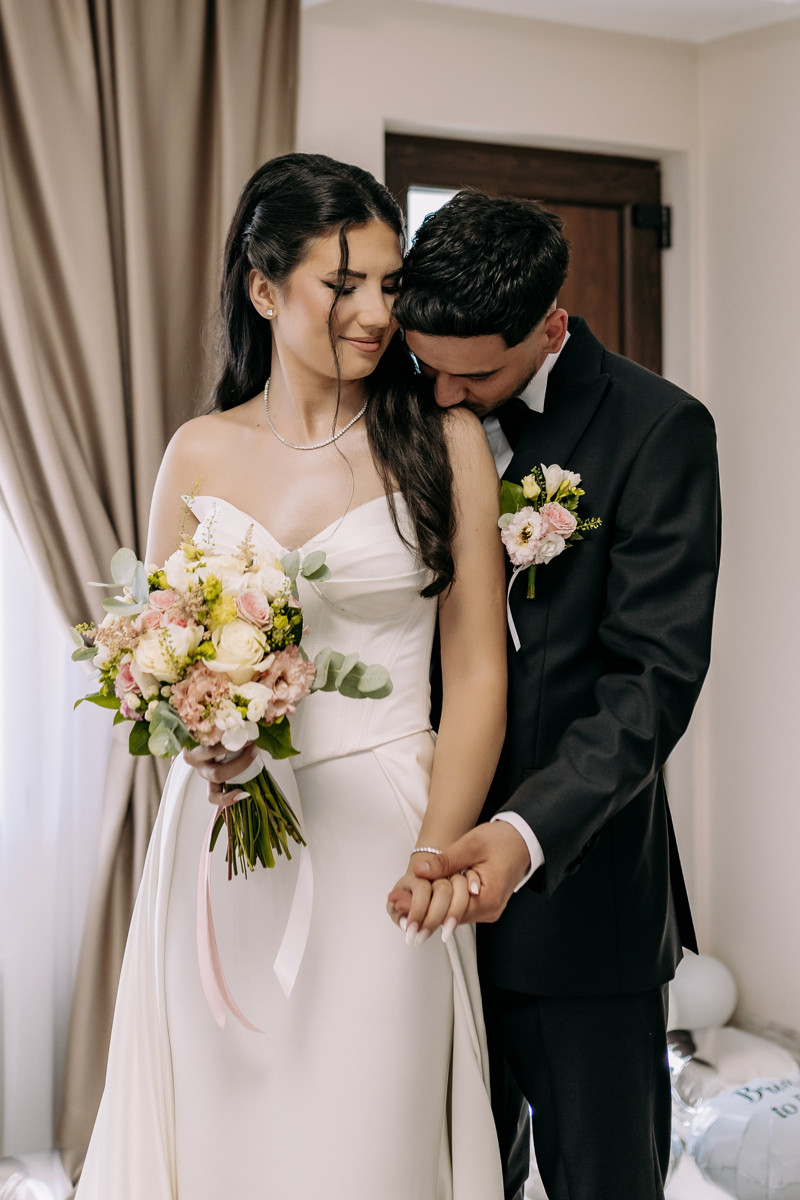 Nuntă Diana & Bogdan. Photographer Miruna Buculei