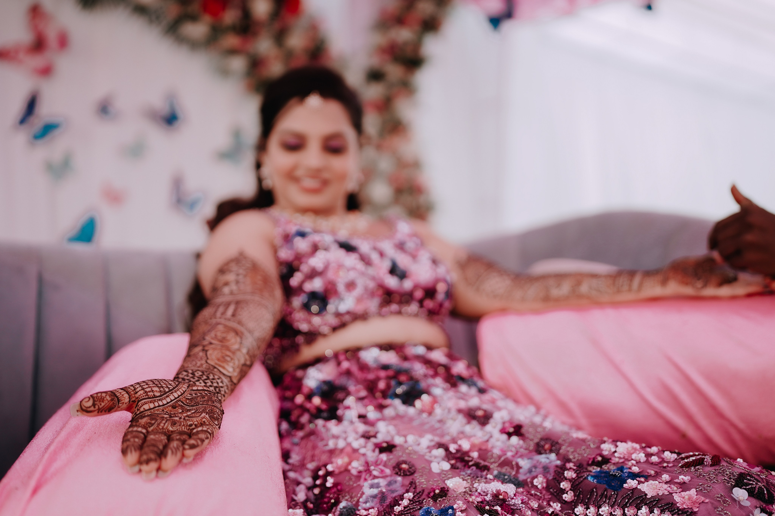 HALDI & MEHANDI. Wedding photographer Stalen Robert