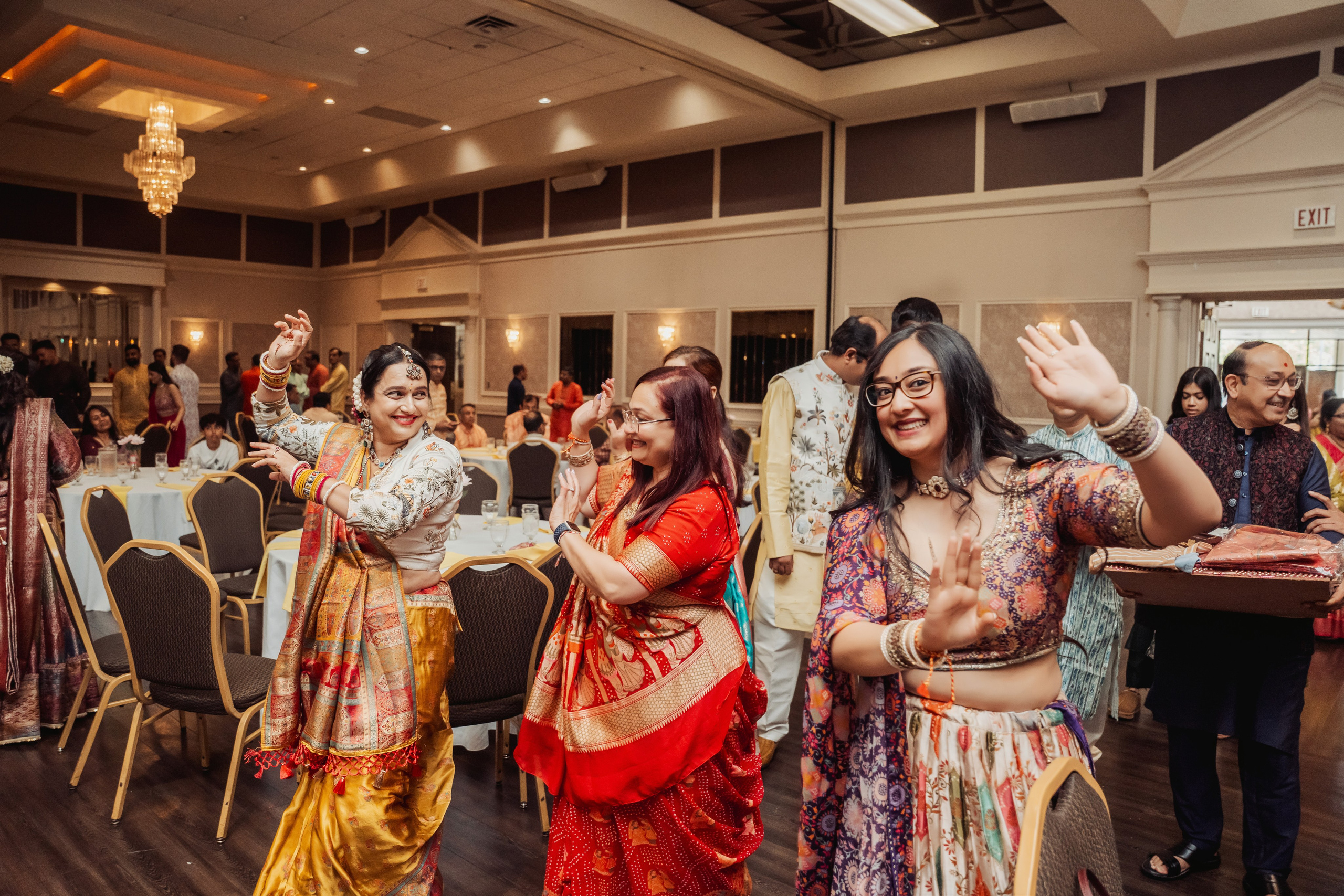 Prem & Nishtha. Wedding Photographer & Cinematographer studios