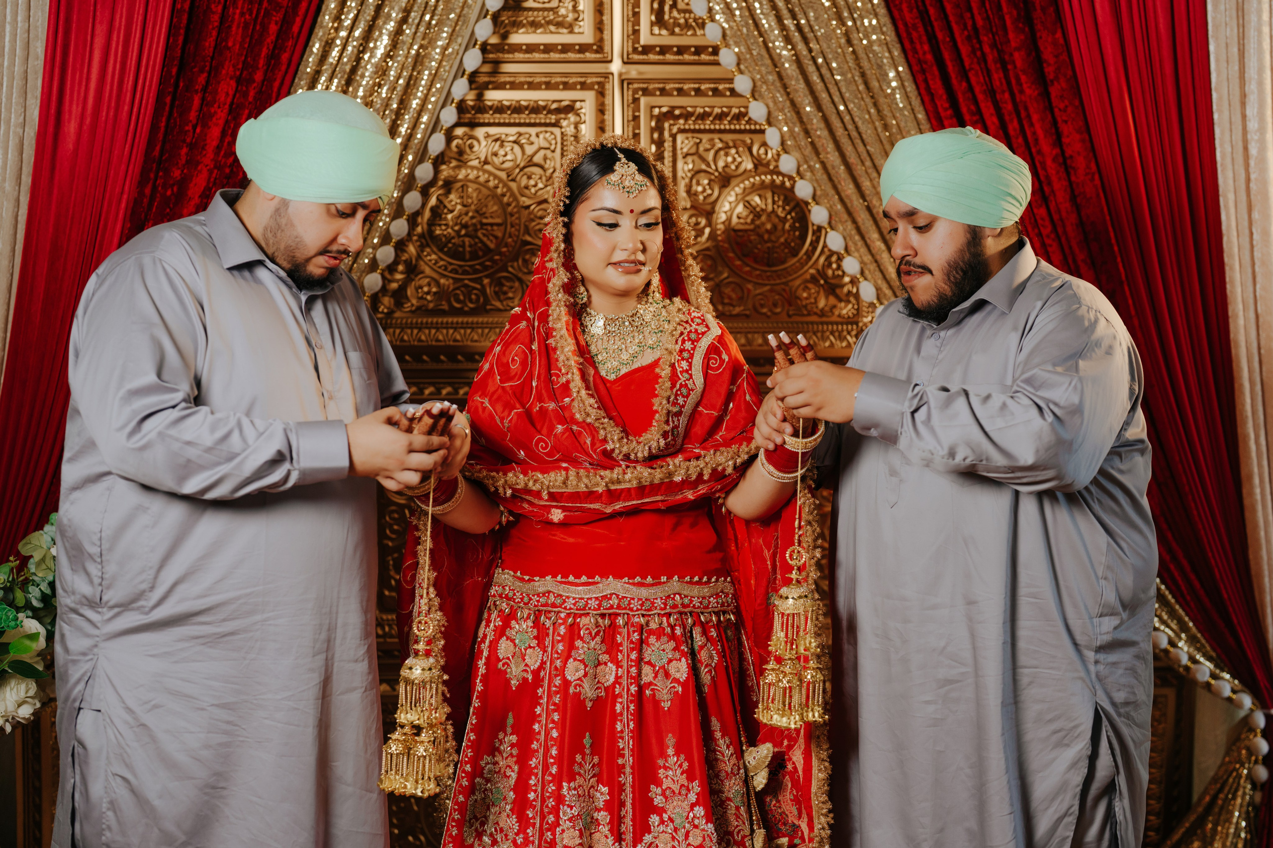 Gagan & Jasmeen. Wedding Photographer & Cinematographer studios