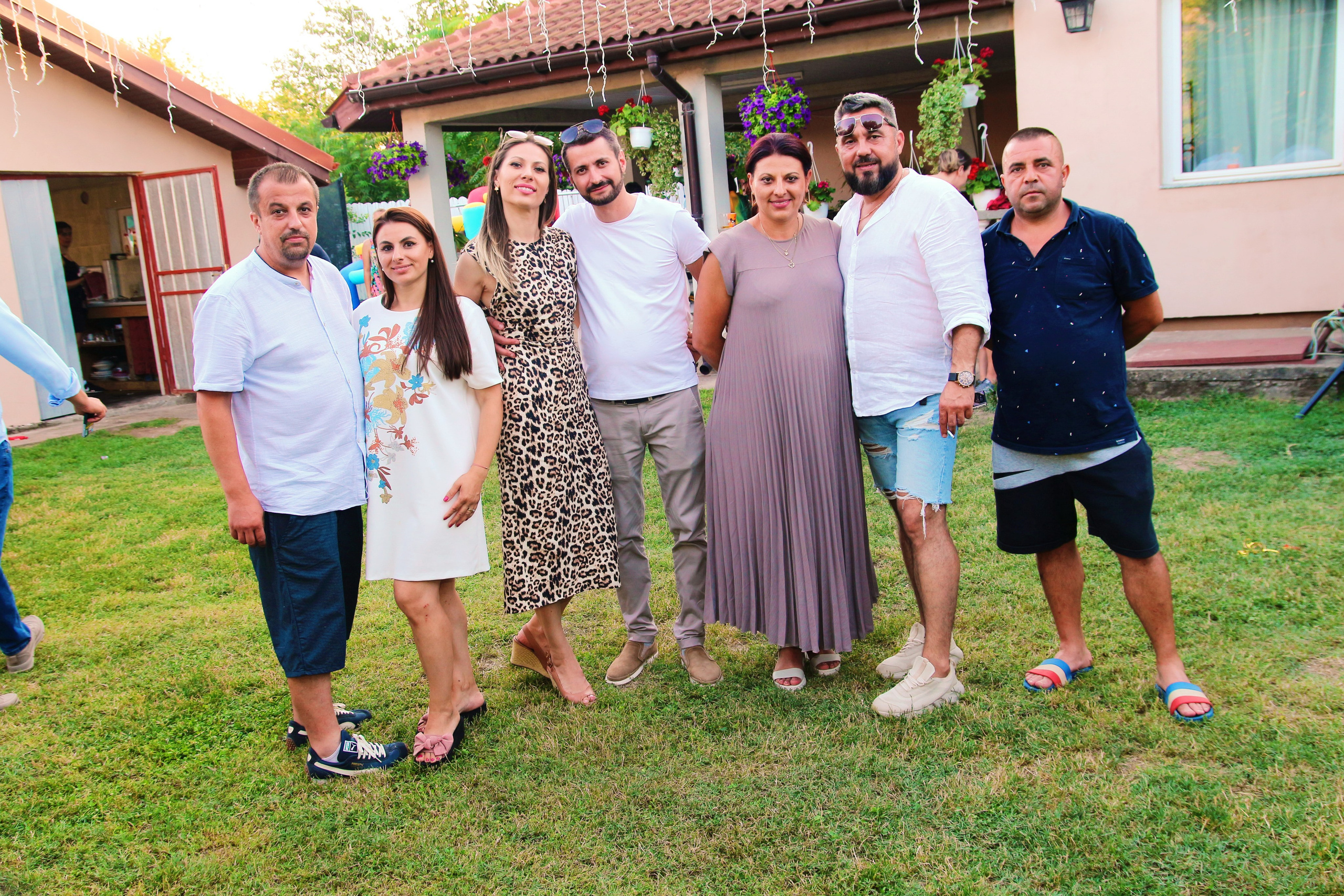 BYZO MEDIA. PETRU BYZO - family and children photographer in ROMANIA