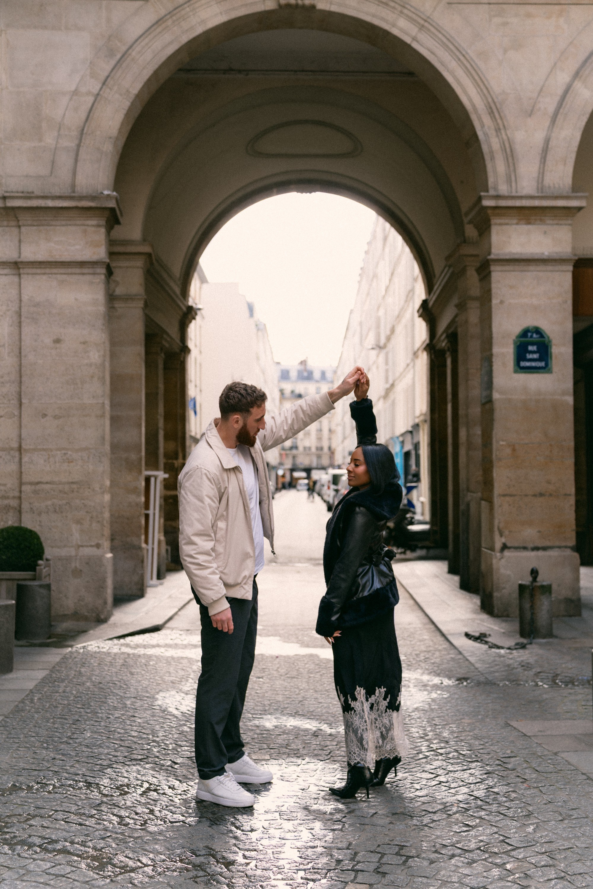 Romantic Couple Photoshoot in Paris | Paris Photographer. Paris Photographer & Videographer