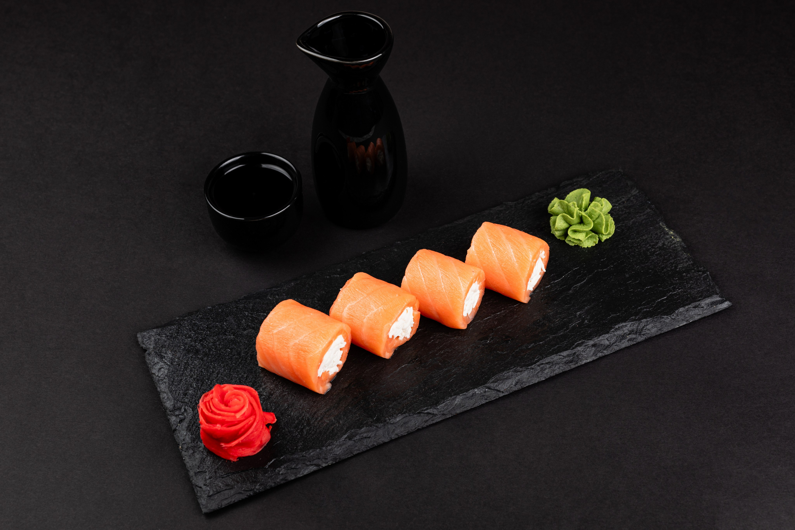 Tokyo Roll — фуд-фотосъёмка суши и роллов в Бишкеке. Фотограф в Бишкеке Оксана Шувалова