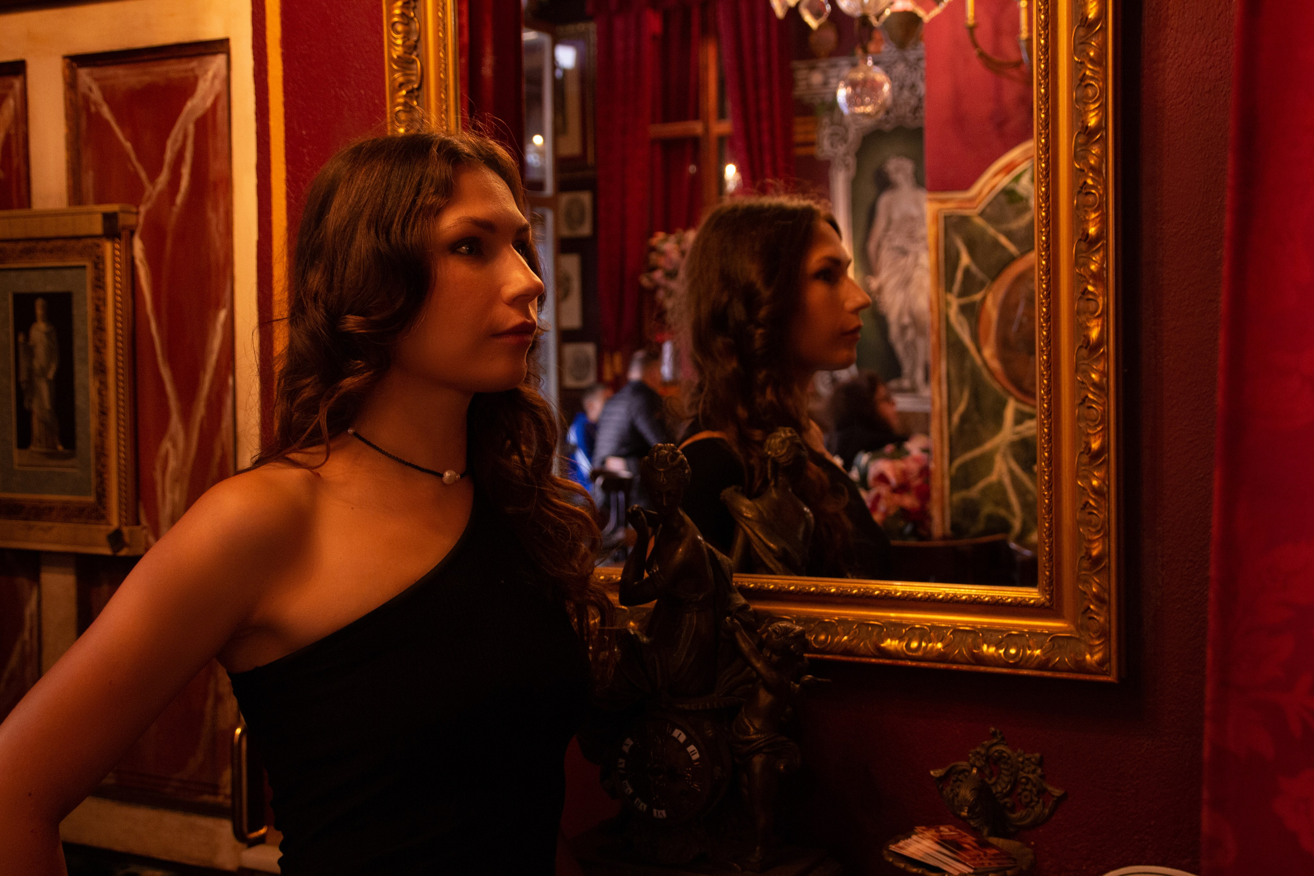 PASEO EN VALENCIA. Fotógrafa Olena Petryk. Realizo sesiones de fotos en Puerto de Sagunto