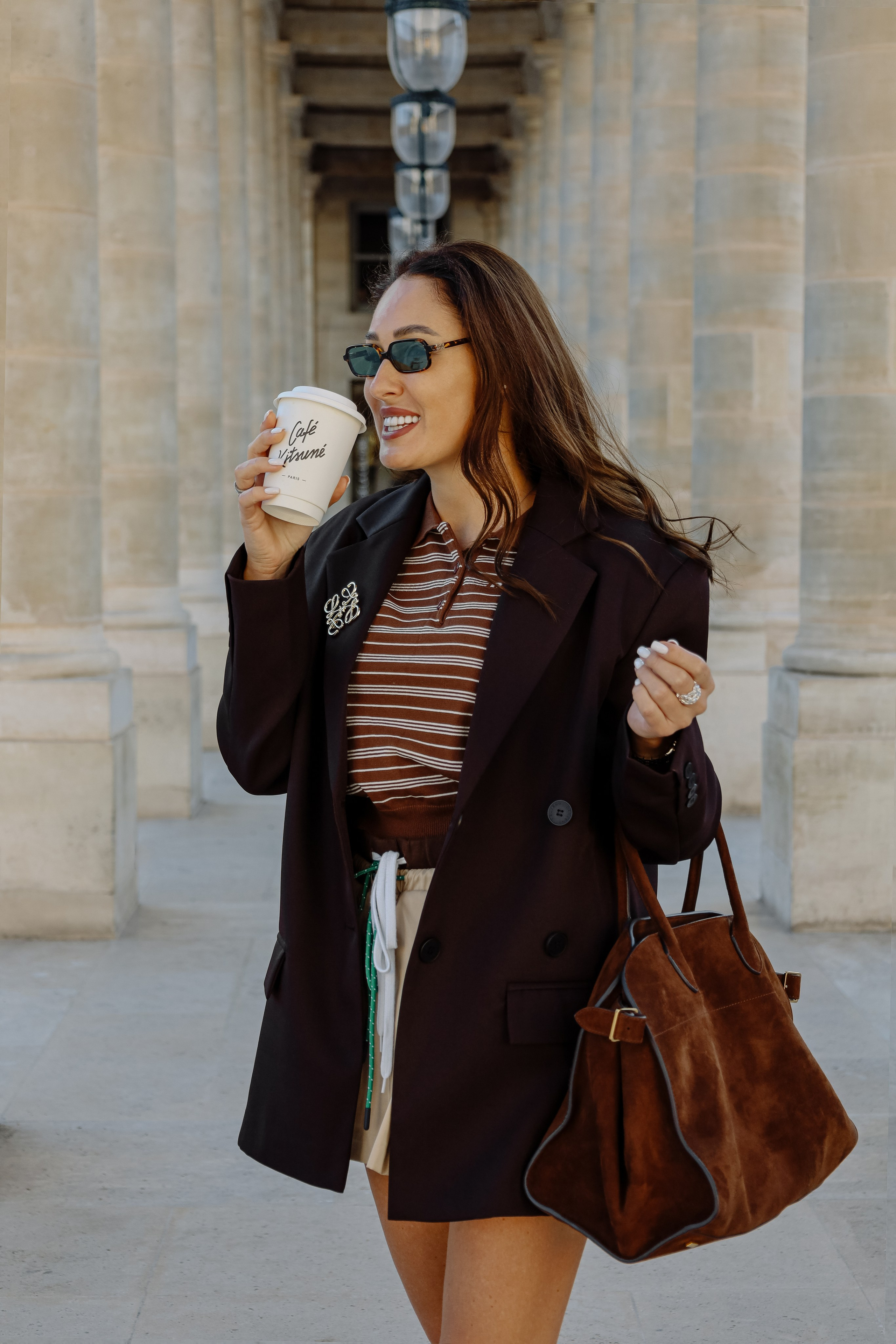 Street Style Photoshoot of Ekaterina in Paris | Vlada Photo Art. Photographer in Paris: Vlada PhotoArt