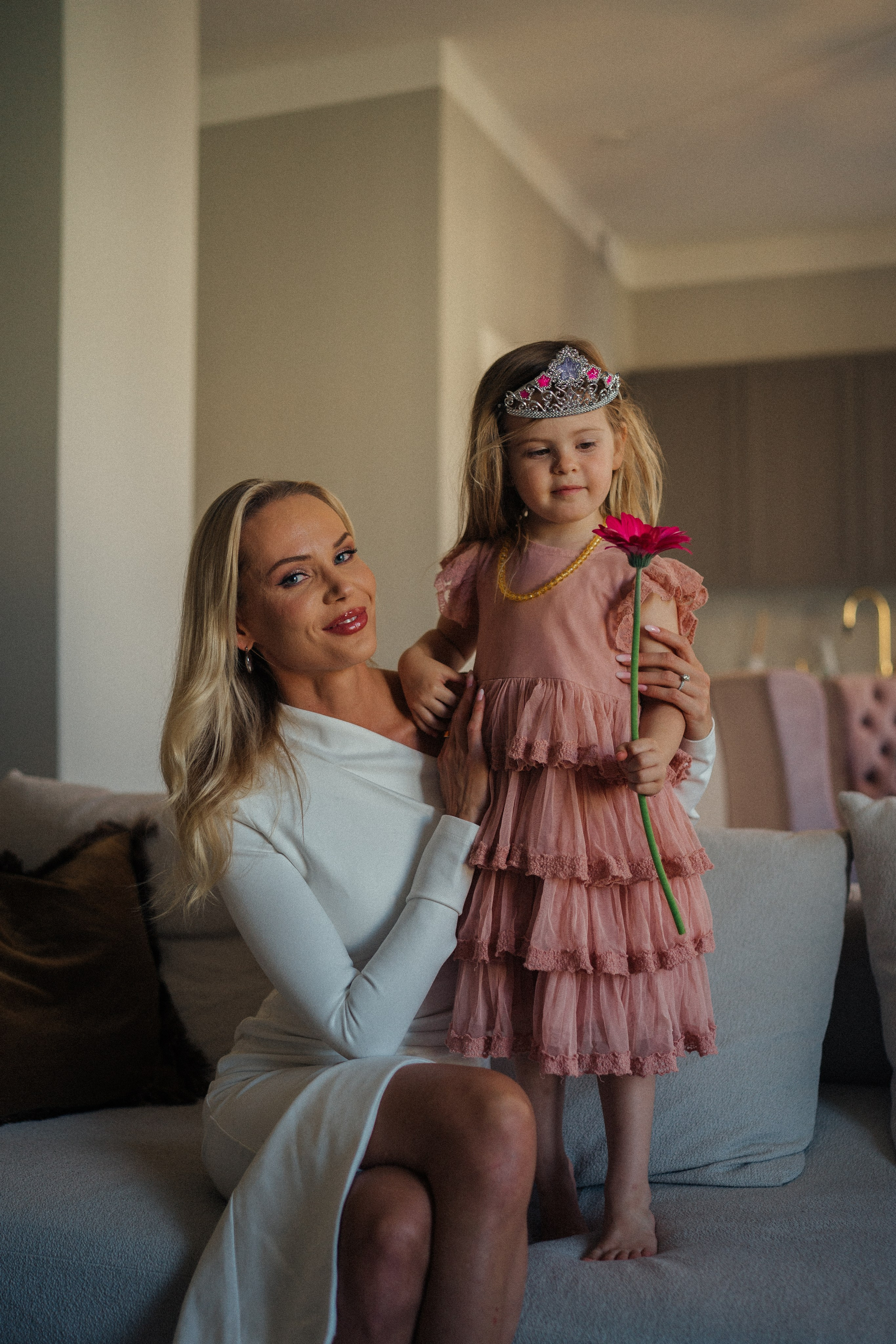 L&H. Wedding and potrait photographer in Helsinki Vickan O