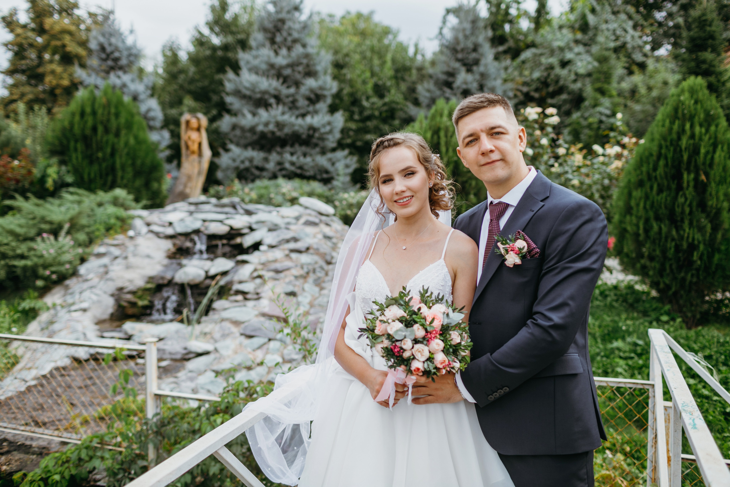 Свадебная фотоссесия для молодоженов в Бишкеке. Фотограф в Бишкеке Оксана Шувалова