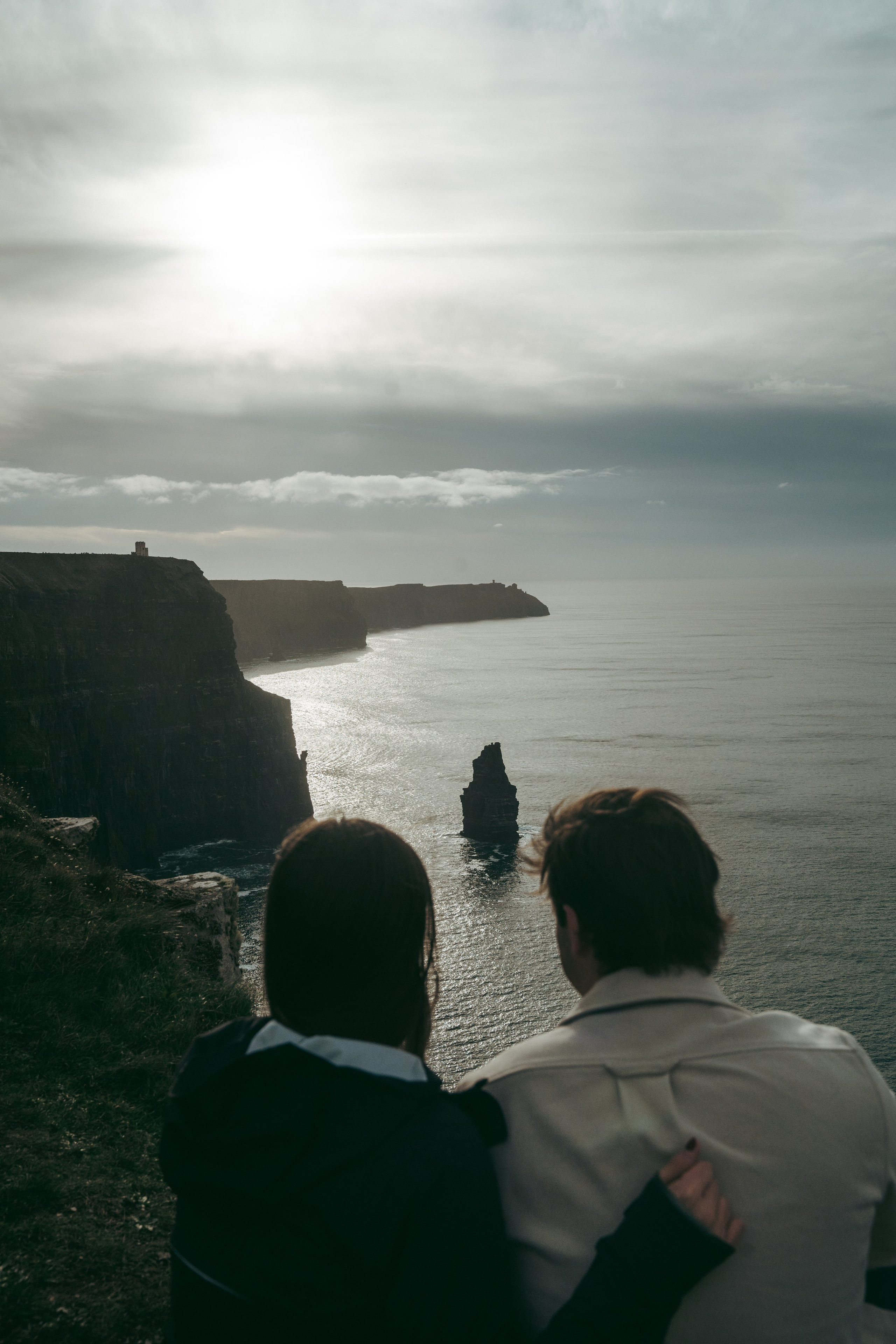 Proposal at Cliffs Moher. Wedding and family photographer Ireland