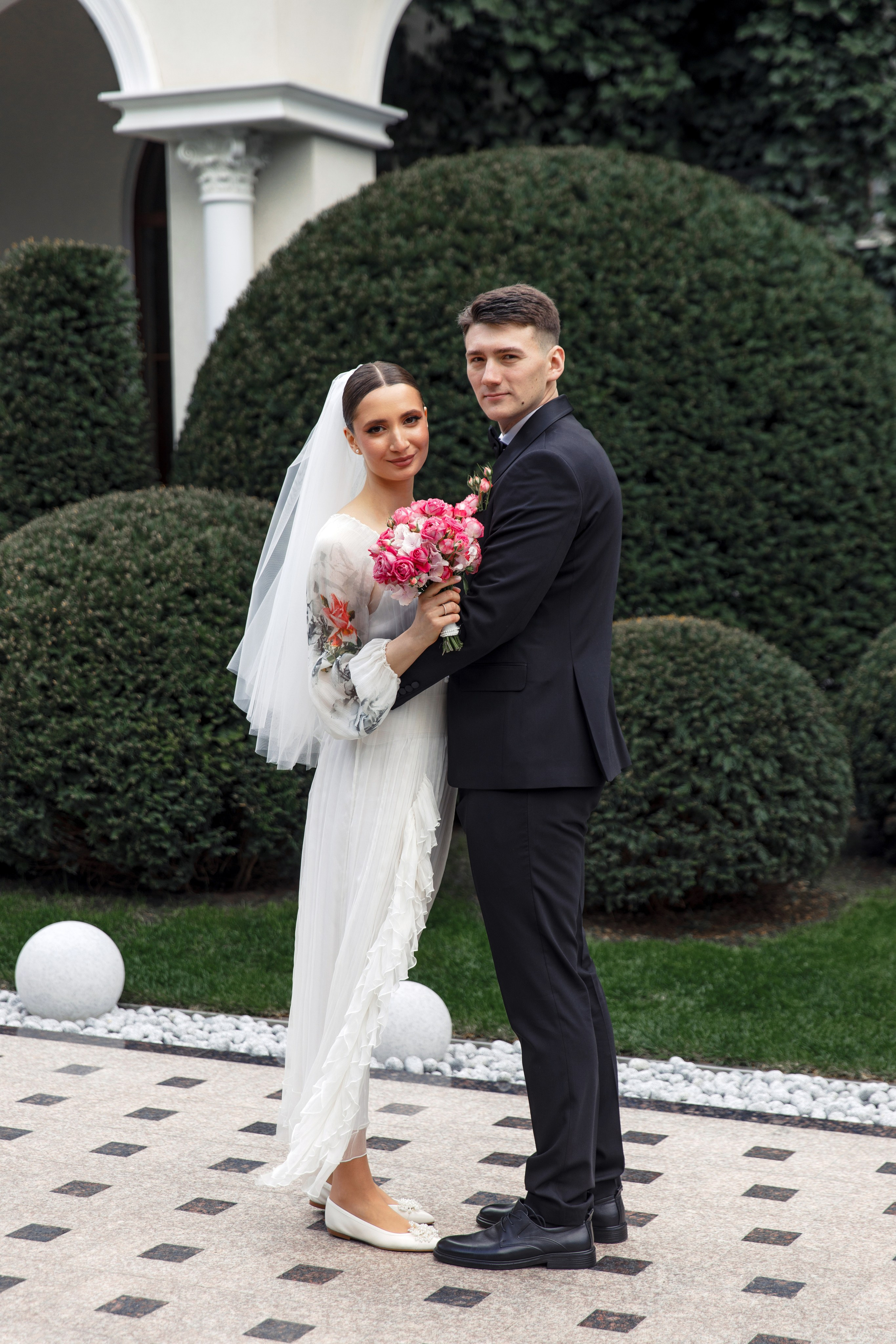 Ion & Doina. BUREA PRODUCTION