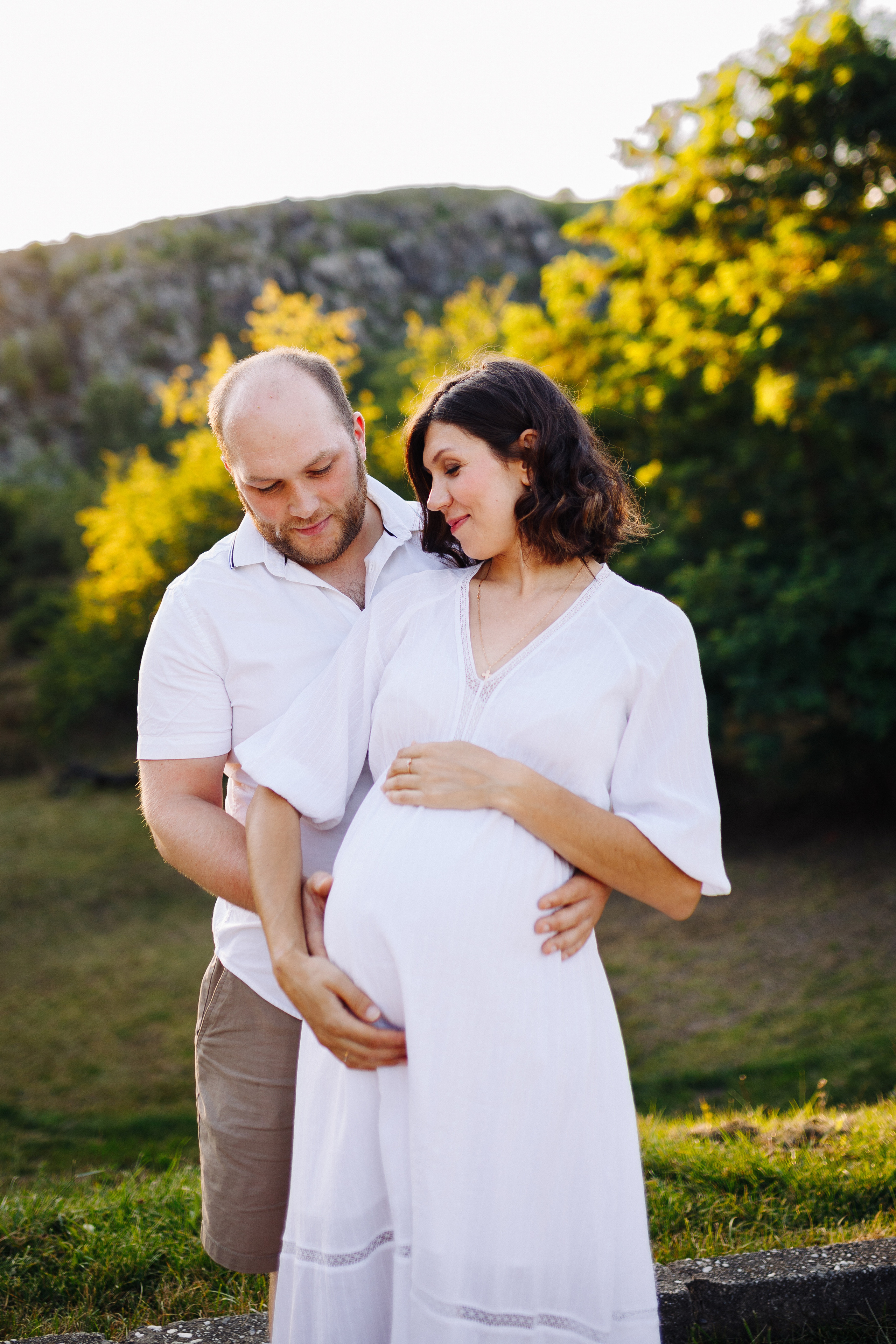 Galya, Sergei & Petya Family photoshoot in Divoka Sarka. Photographer in Prague for tourists