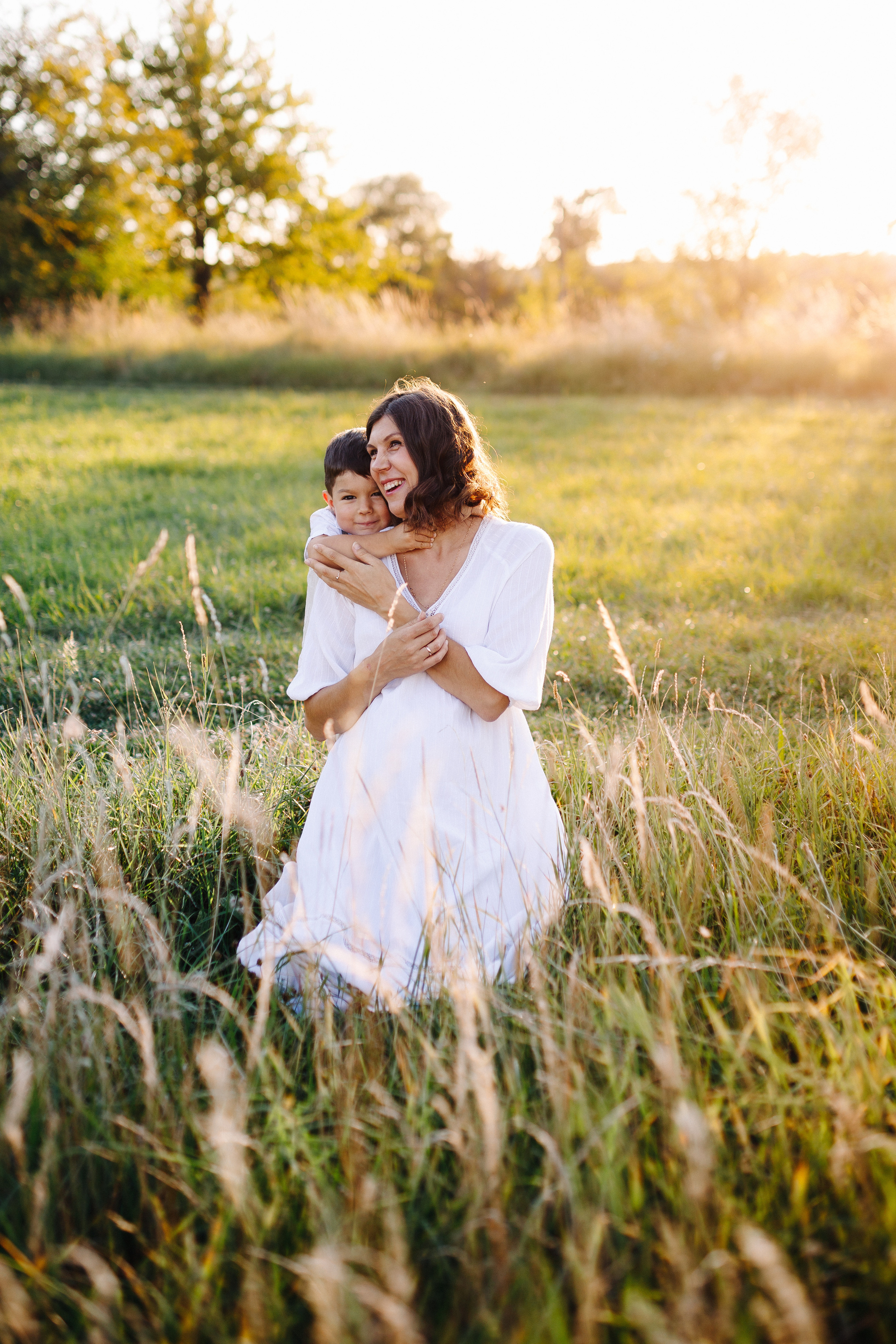 Galya, Sergei & Petya Family photoshoot in Divoka Sarka. Photographer in Prague for tourists