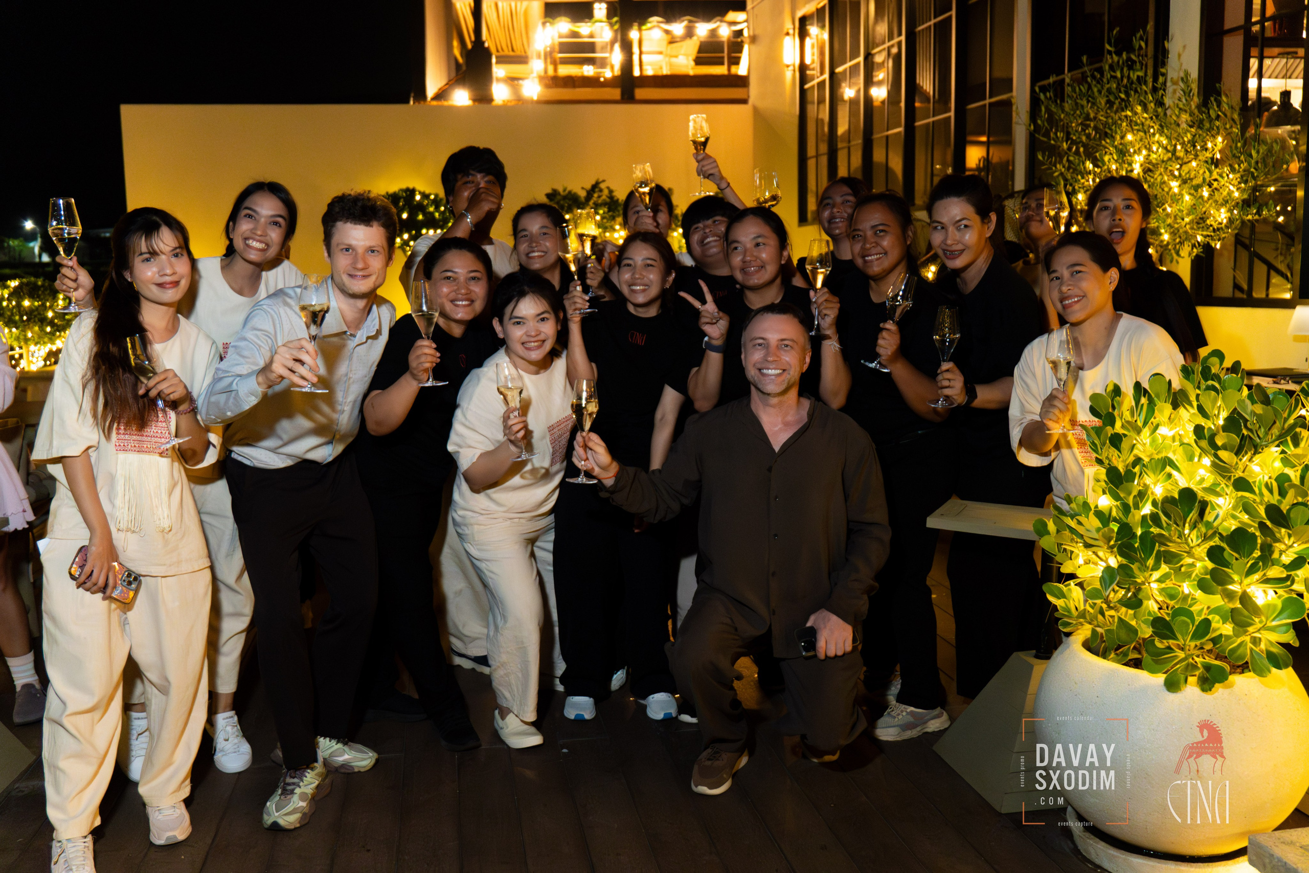 Новогодняя вечеринка | Фоторепортаж | Афиша | DAVAYSXODIM.com PHUKET. АФИША|ФОТОРЕПОРТАЖИ|ИВЕНТЫ|ПХУКЕТ