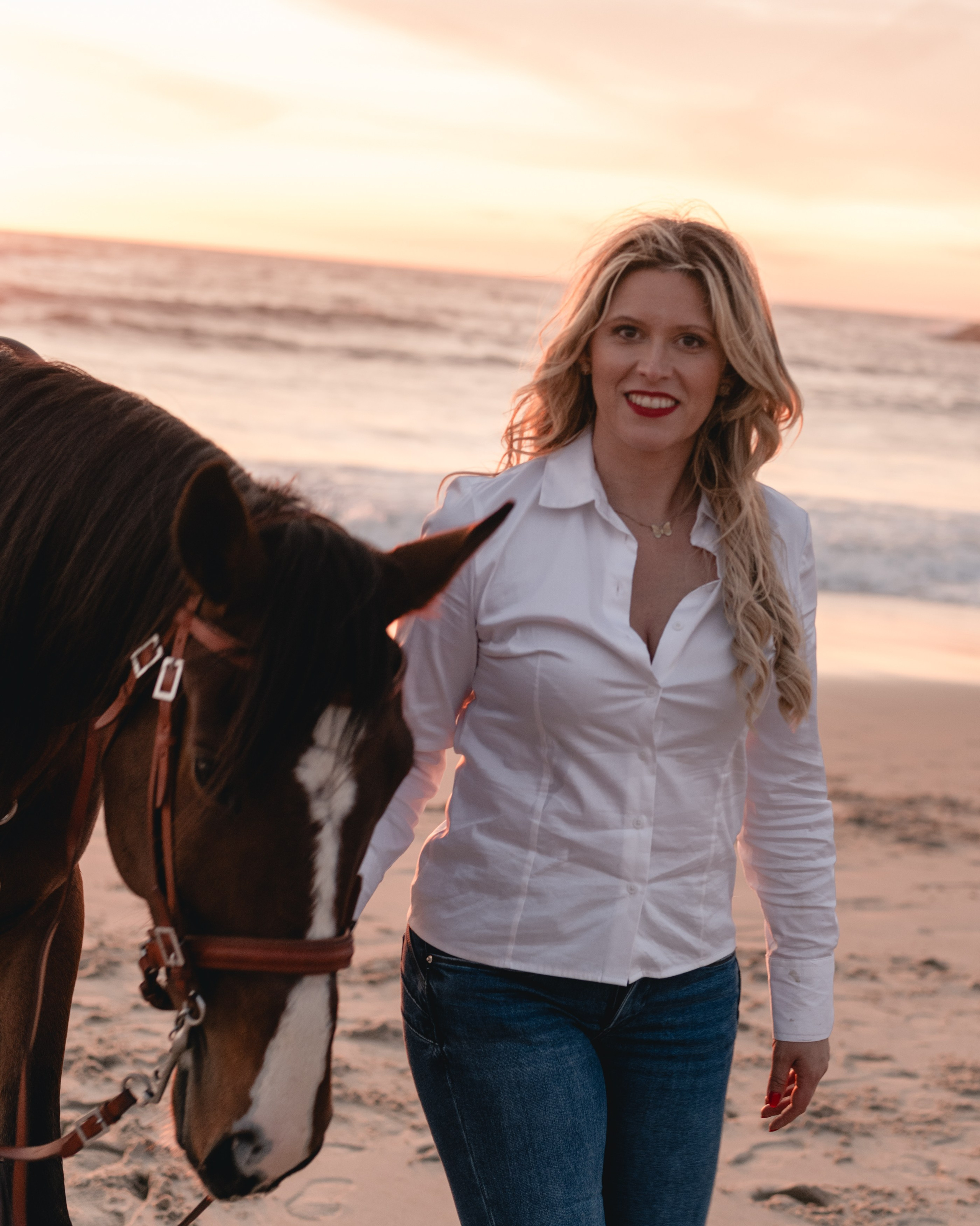 MOTHER’S DAY. Anastasiia Antoniuk portrait, family and couple photographer, Portugal