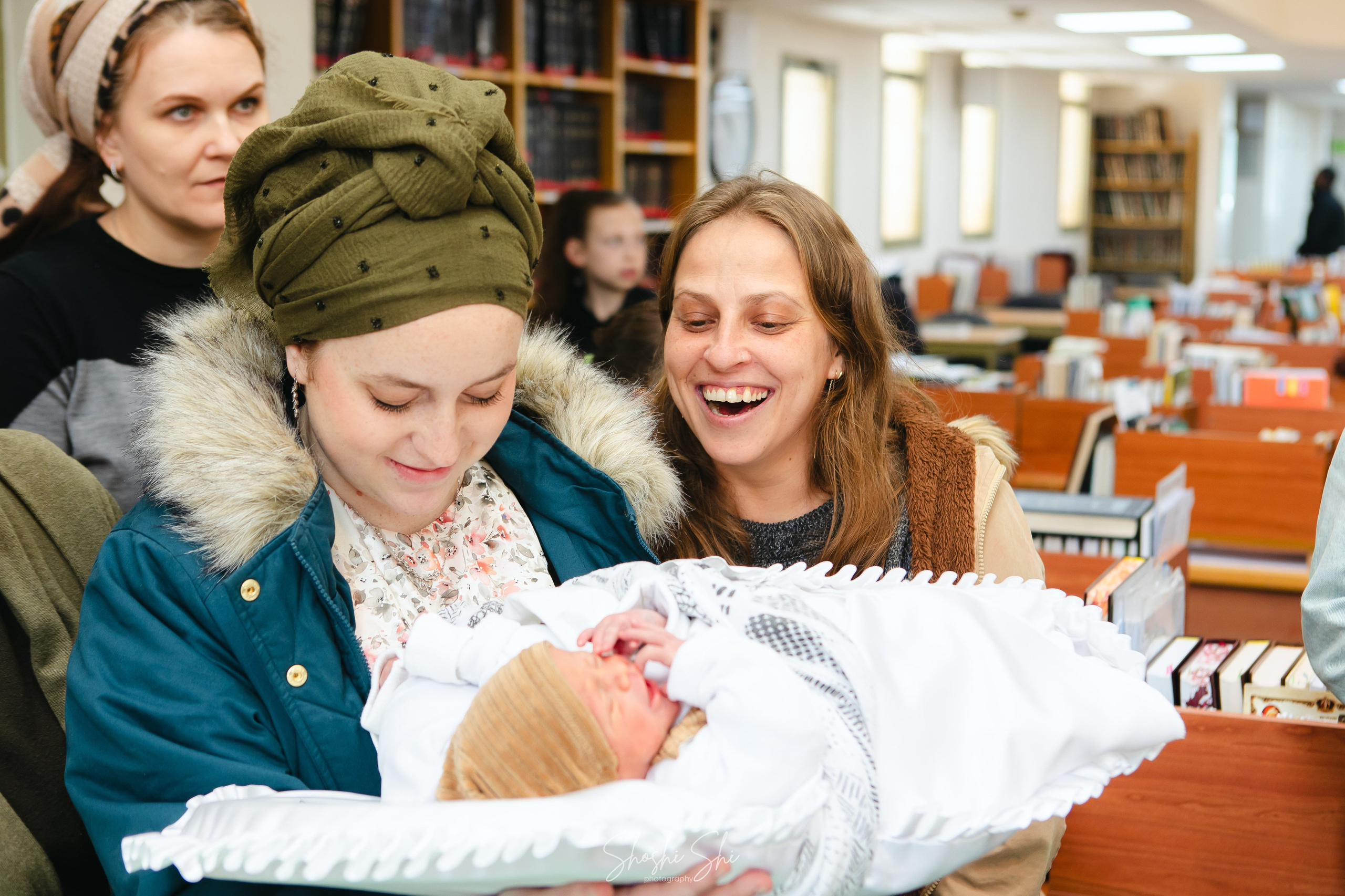 BRIT TWINS. Https://shi-photo.com/