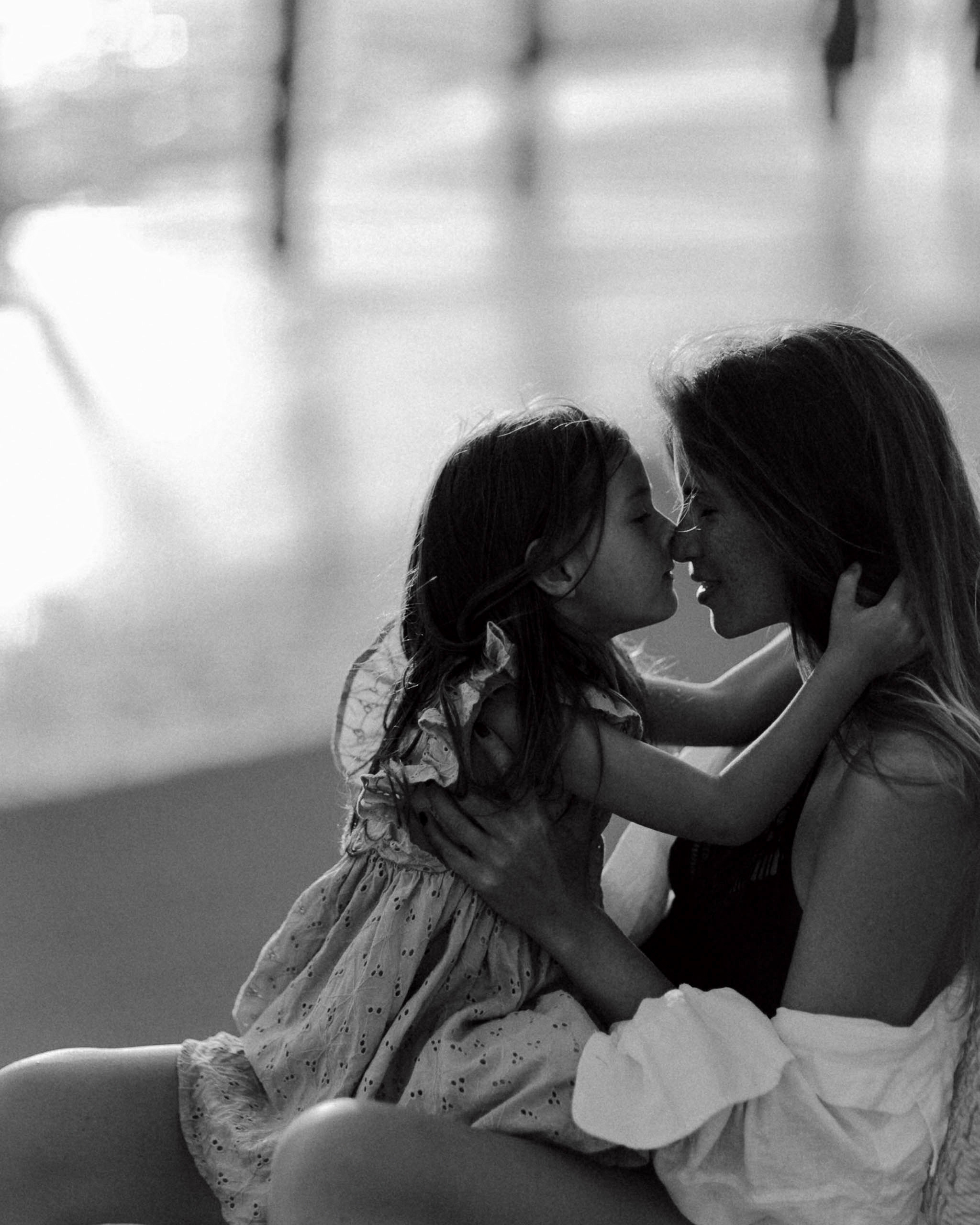 LAURA&ALICE. Photographer Inna Mendelson