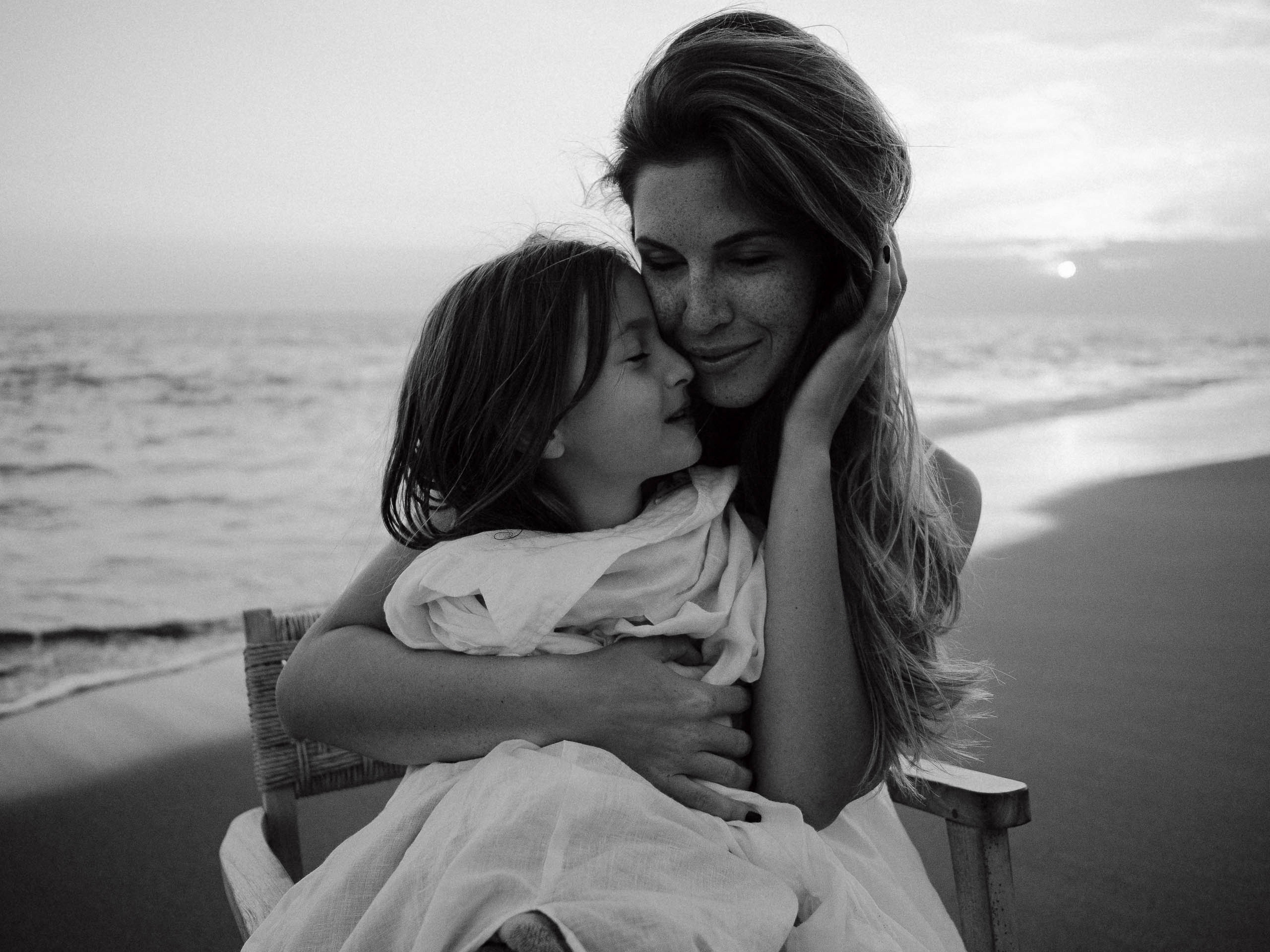 LAURA&ALICE. Photographer Inna Mendelson