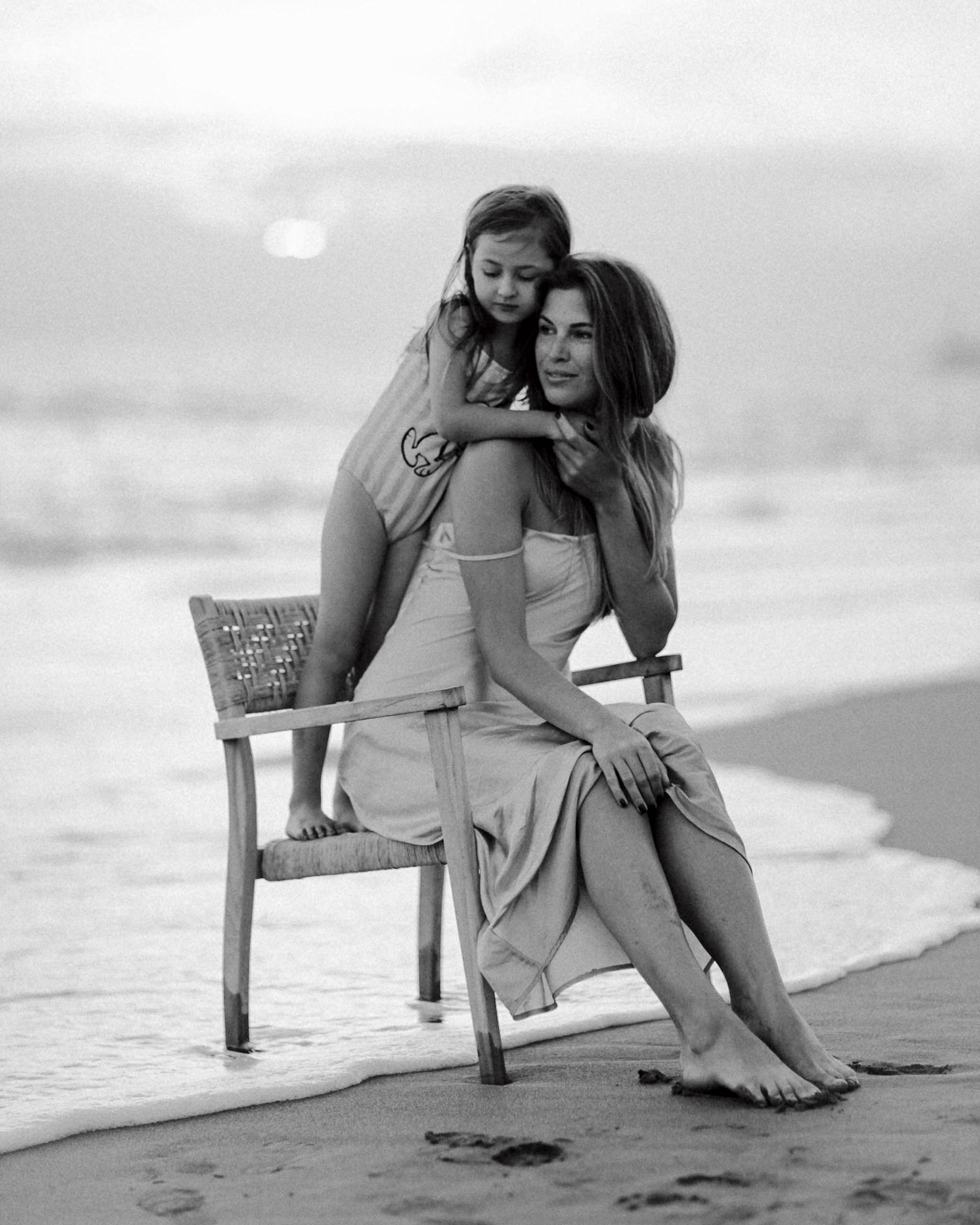 LAURA&ALICE. Photographer Inna Mendelson