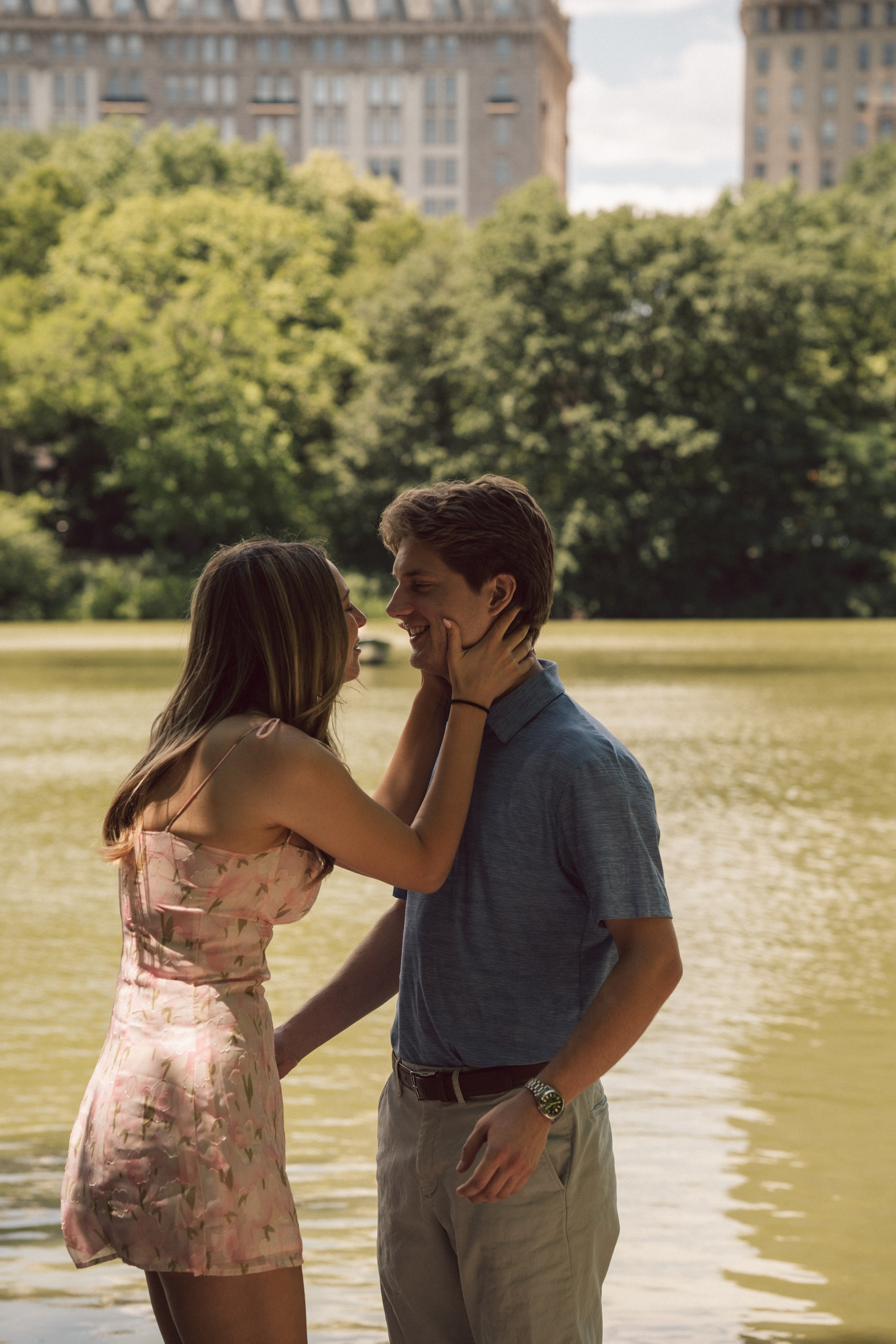 Surprise proposal Central Park. New York + destination photographer