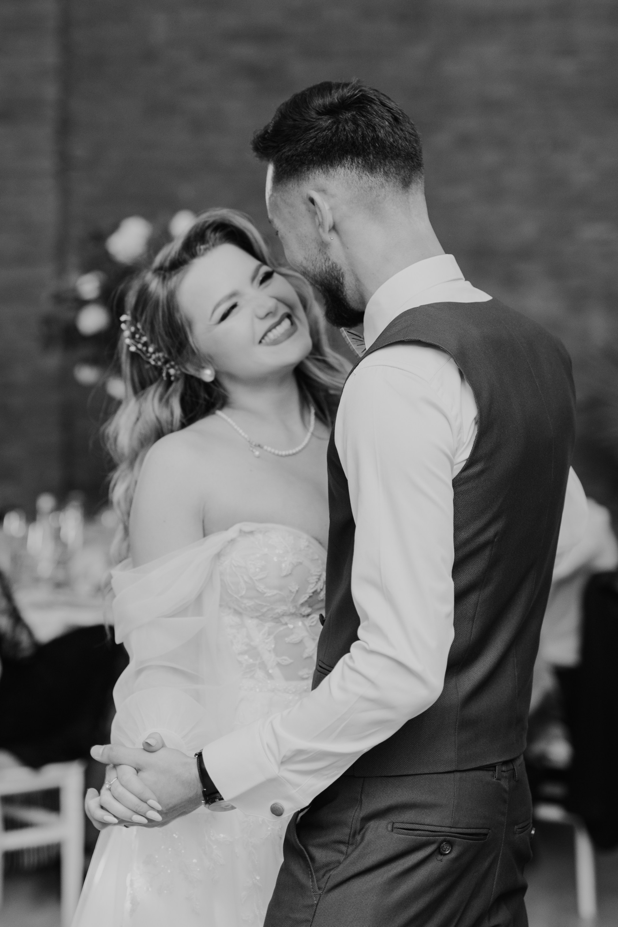 Nicoleta & Lucian. Main