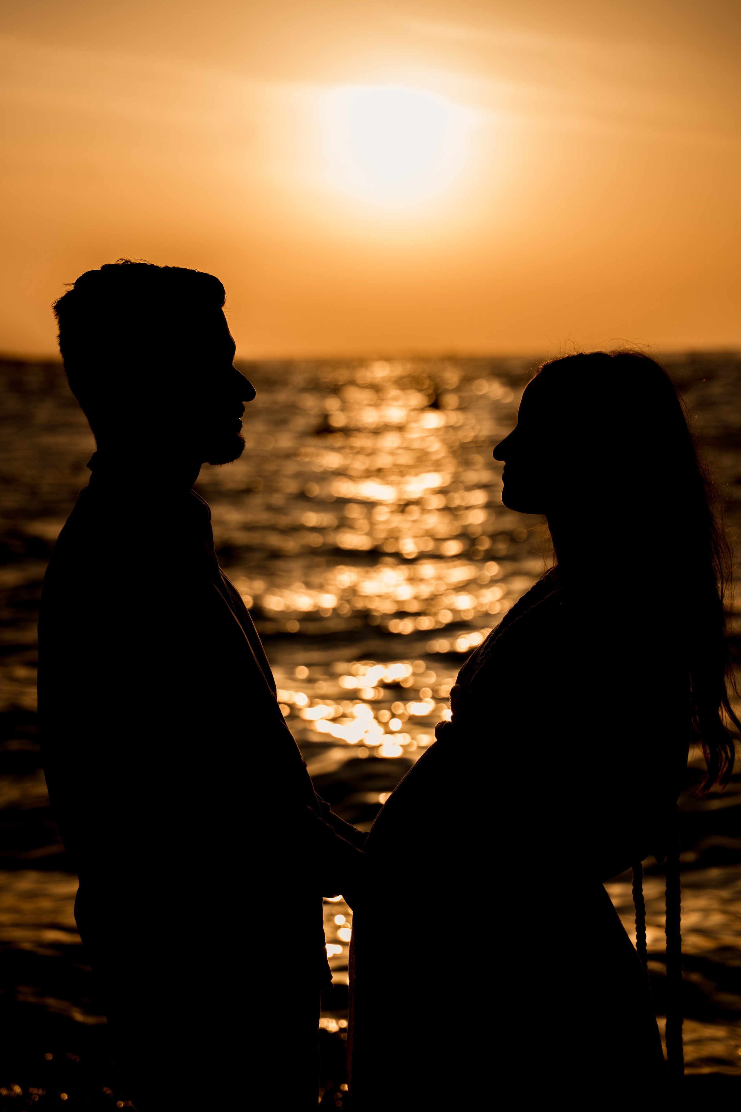 Golden Hour Glow. Angela Iakovleva — Family Photographer in Dubai