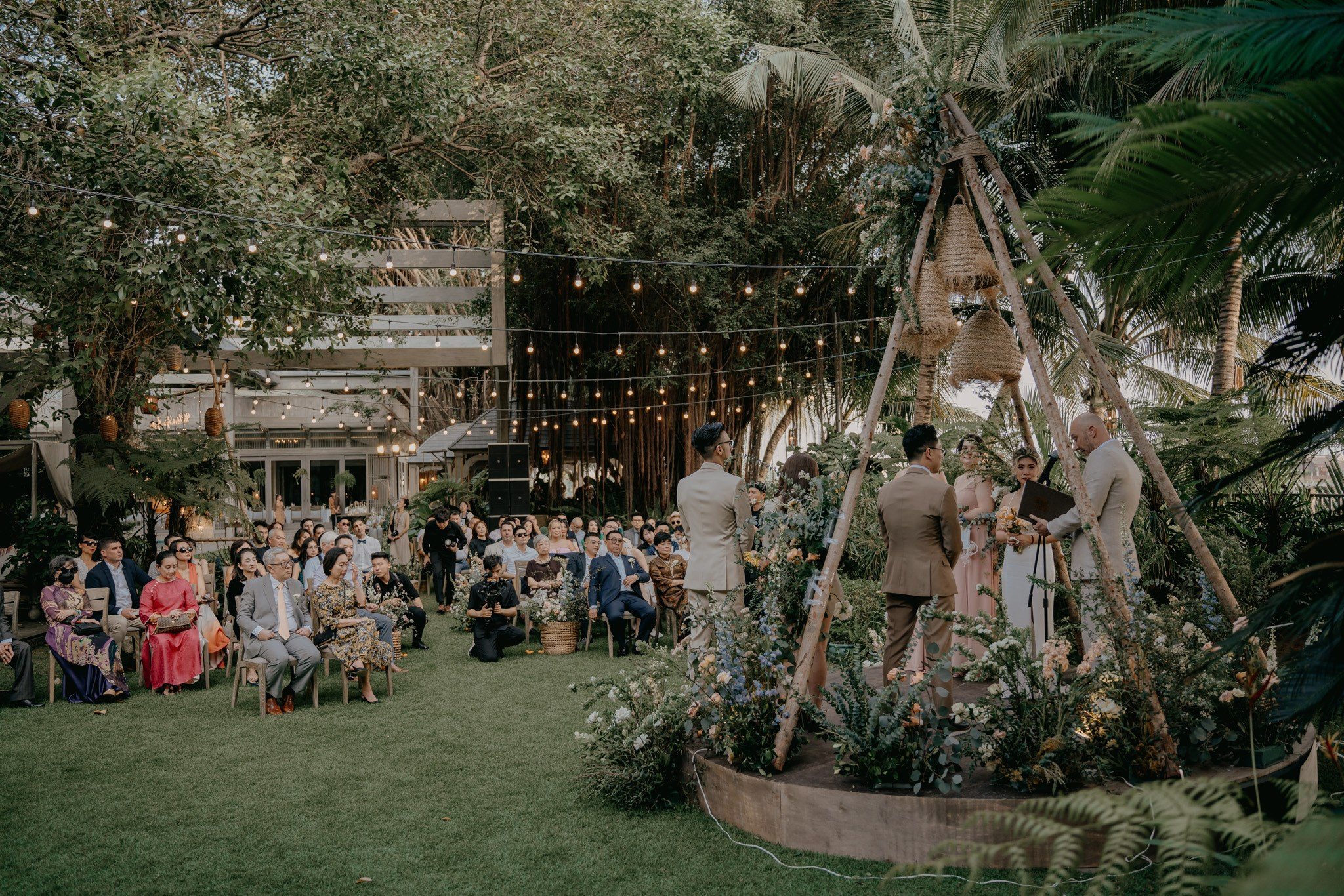 VU & LINH. WEDDING PHOTOGRAPHER IN VIETNAM