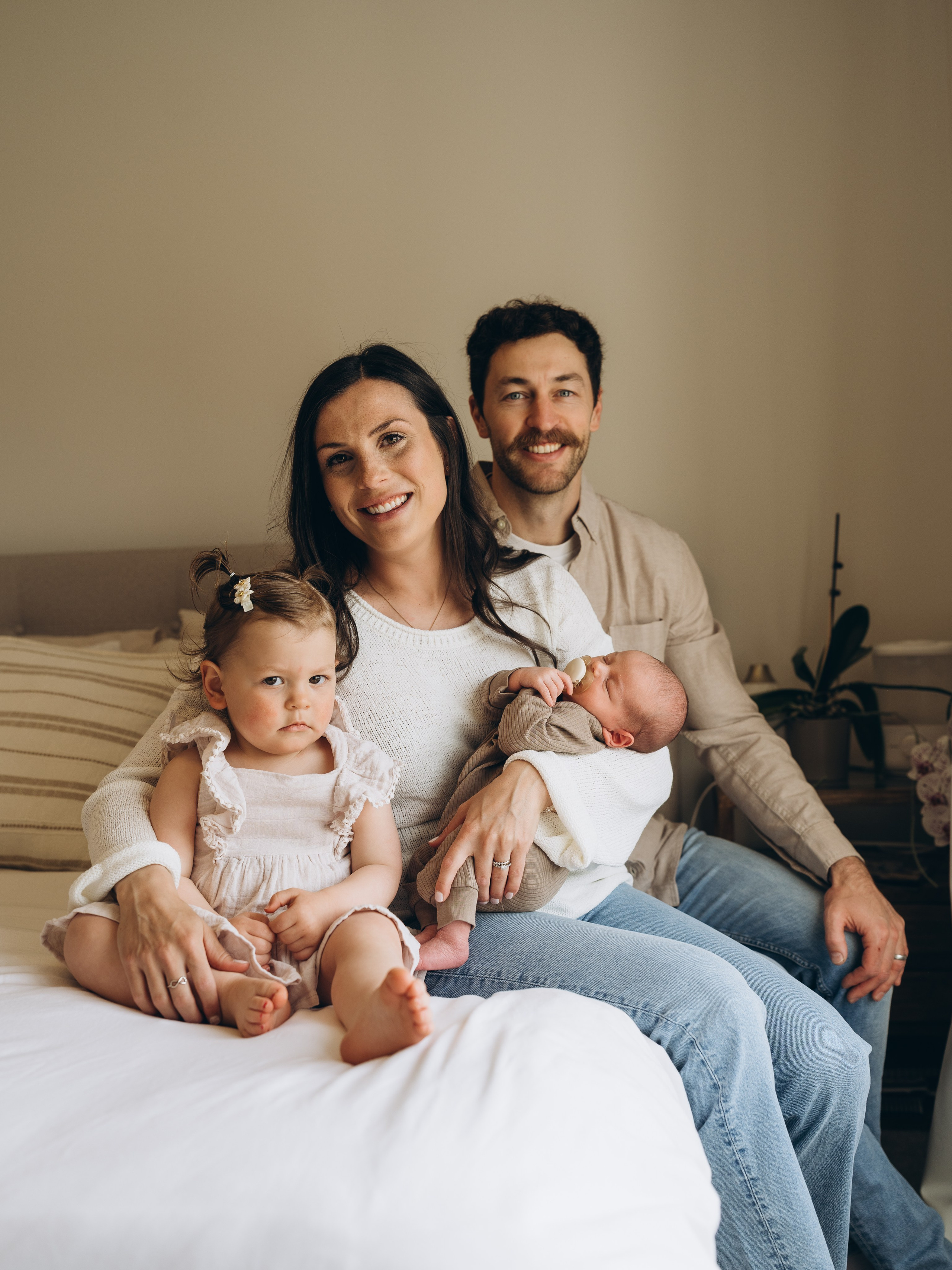Jess & Fam #2. Calgary Wedding & Lifestyle Photographer — Yevhen Polishchuk