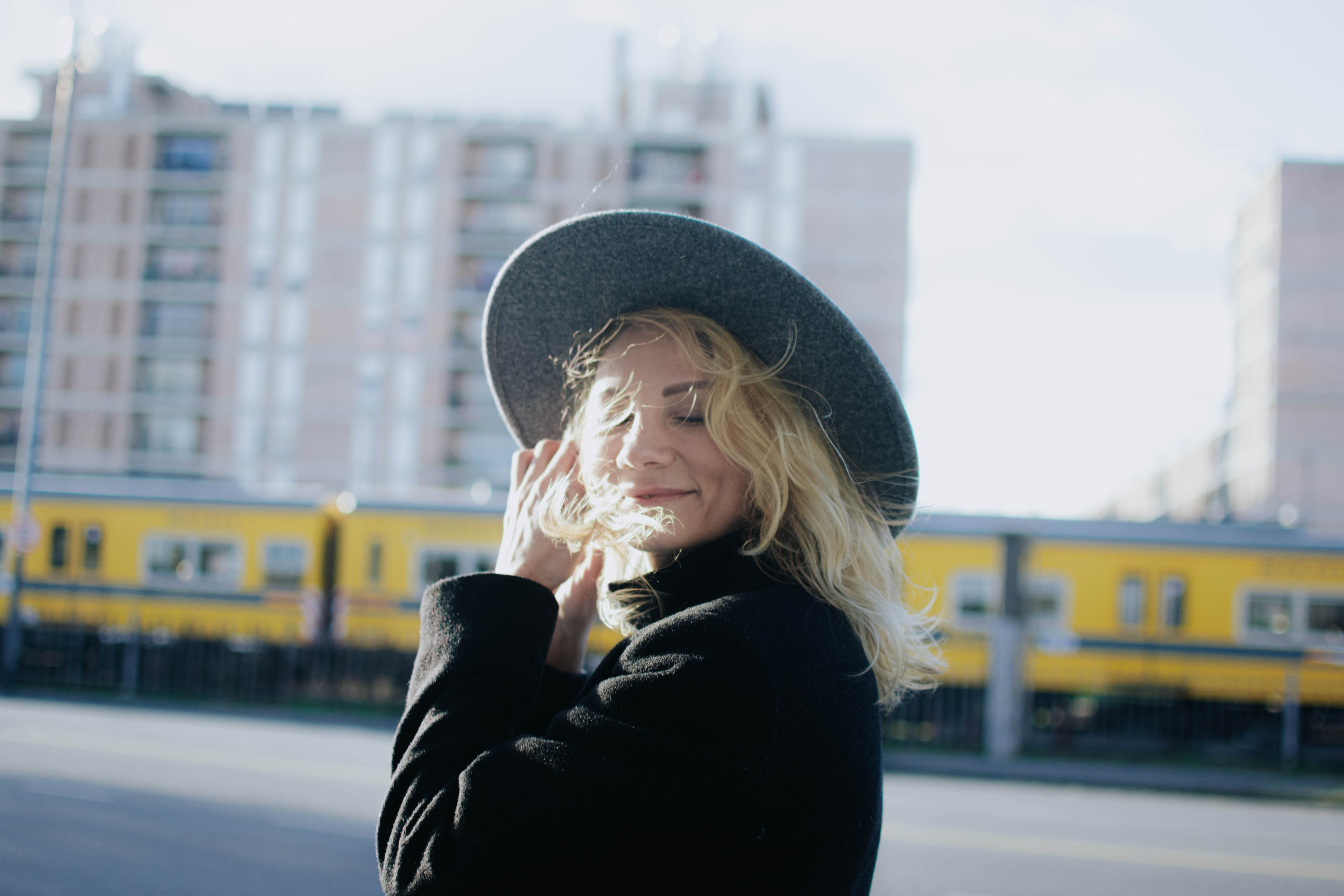 BAires and Zoya. Photographer @elmirkami in the city of Buenos Aires