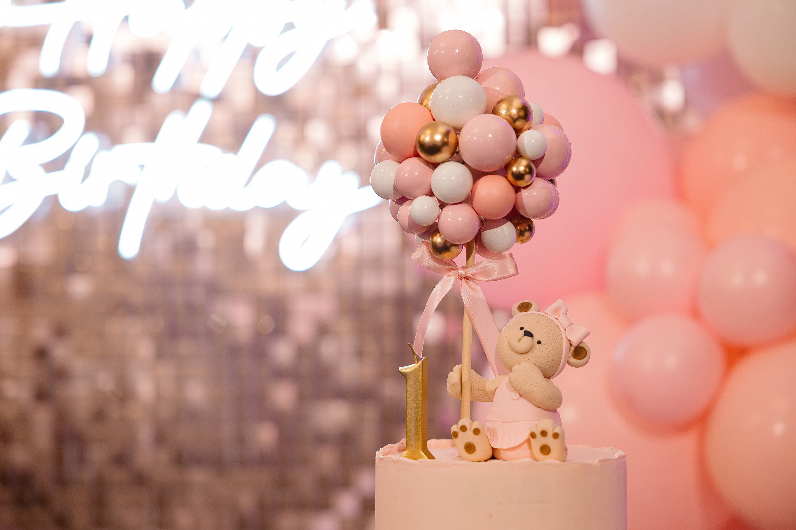 04.13.2025 First birthday. Wedding family event photographer in Chicago Nick Yushevich