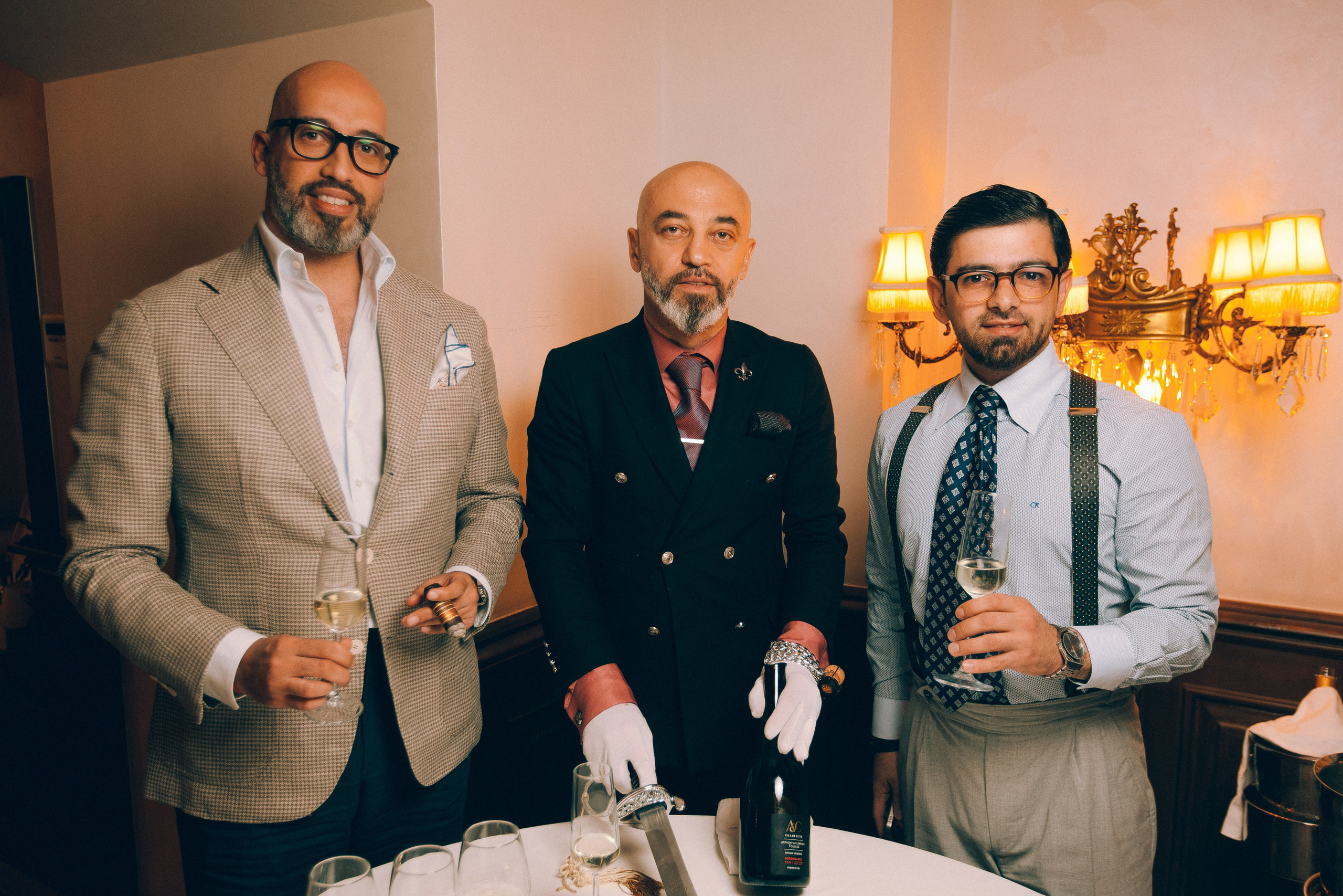 CIGAR CLUB. Wedding&Event photographer Ismail Rzayev in Baku