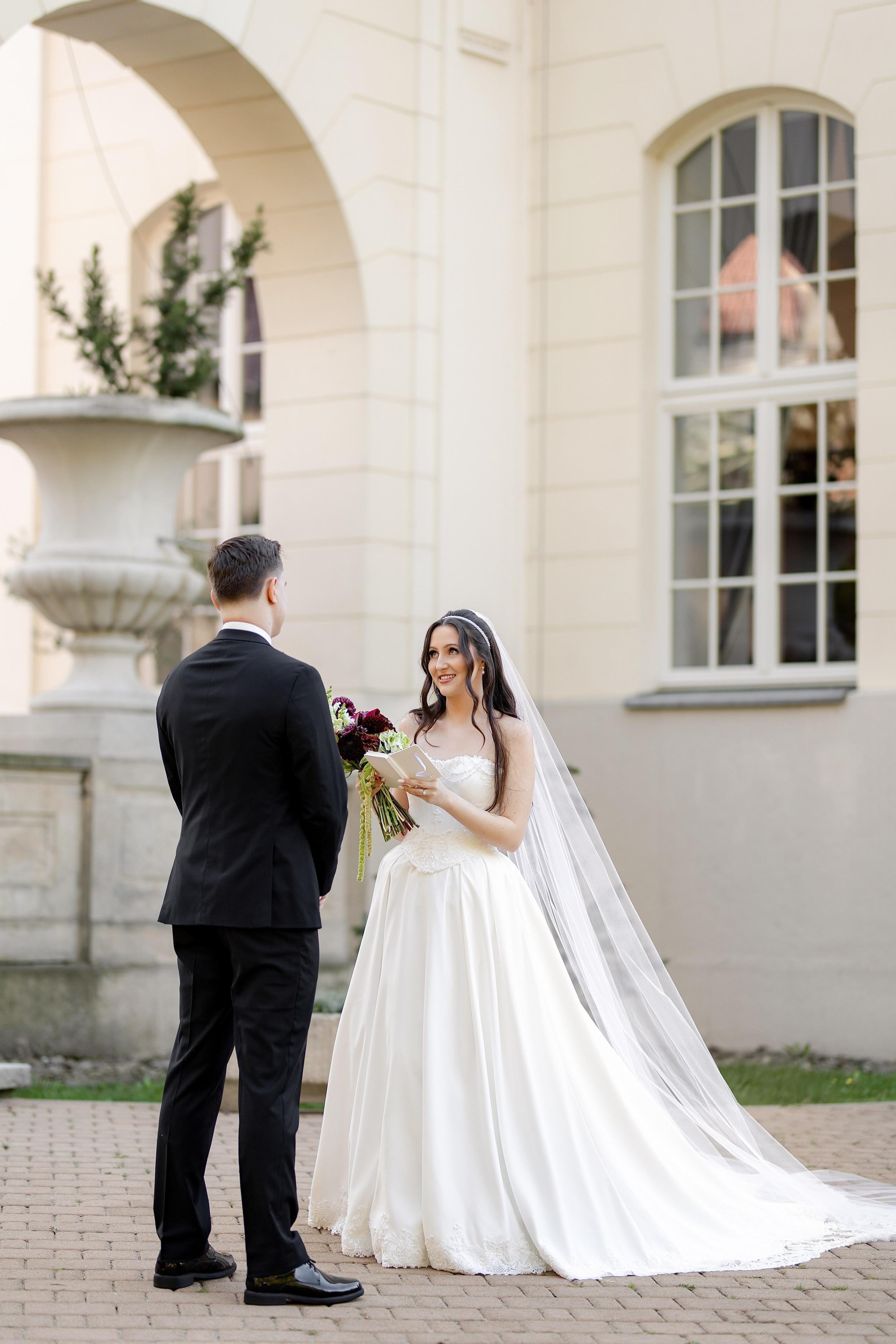 Beige & Maciek. Wedding and family photographer in Krakow Yana Klymova