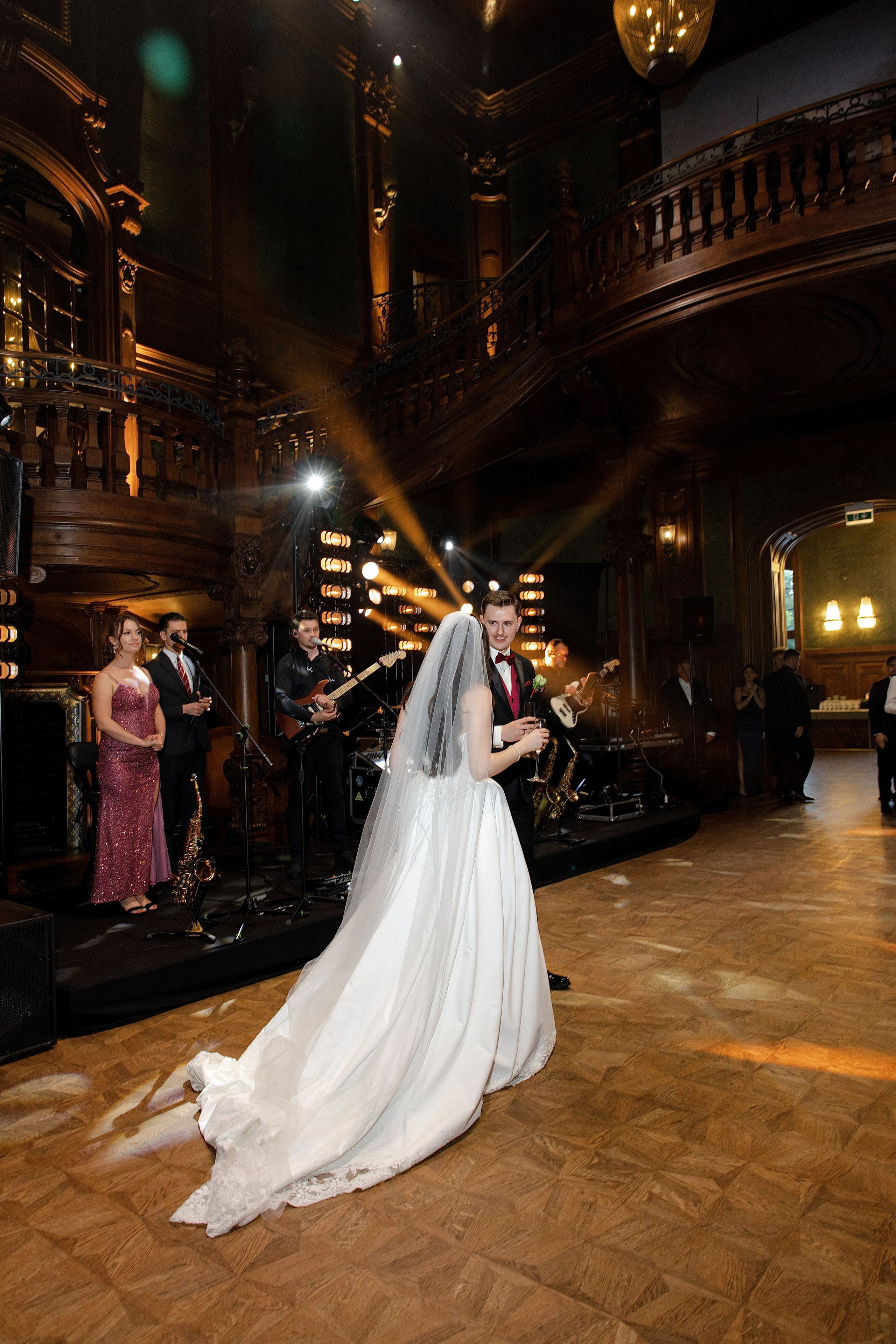 Beige & Maciek. Wedding and family photographer in Krakow Yana Klymova