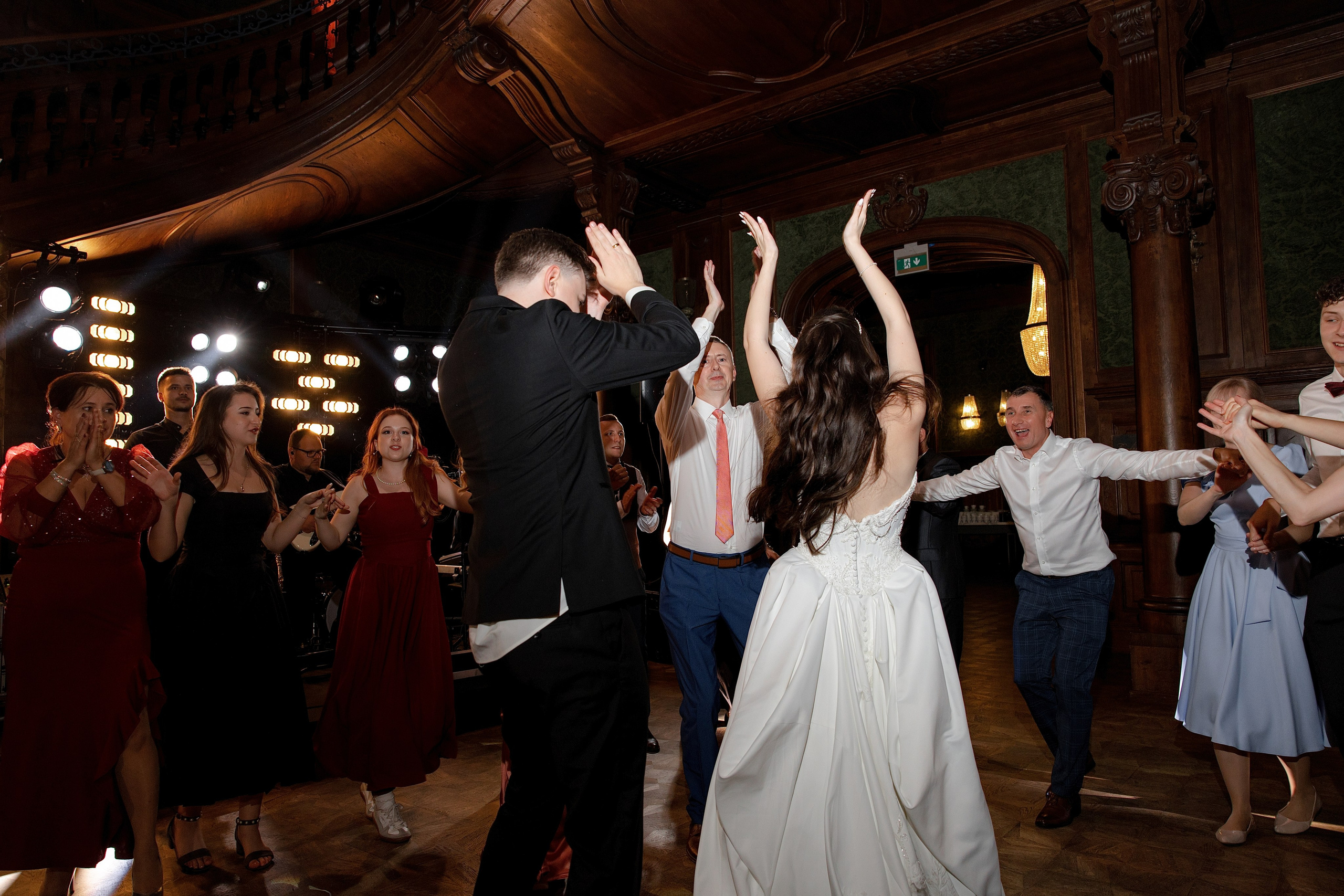 Beige & Maciek. Wedding and family photographer in Krakow Yana Klymova