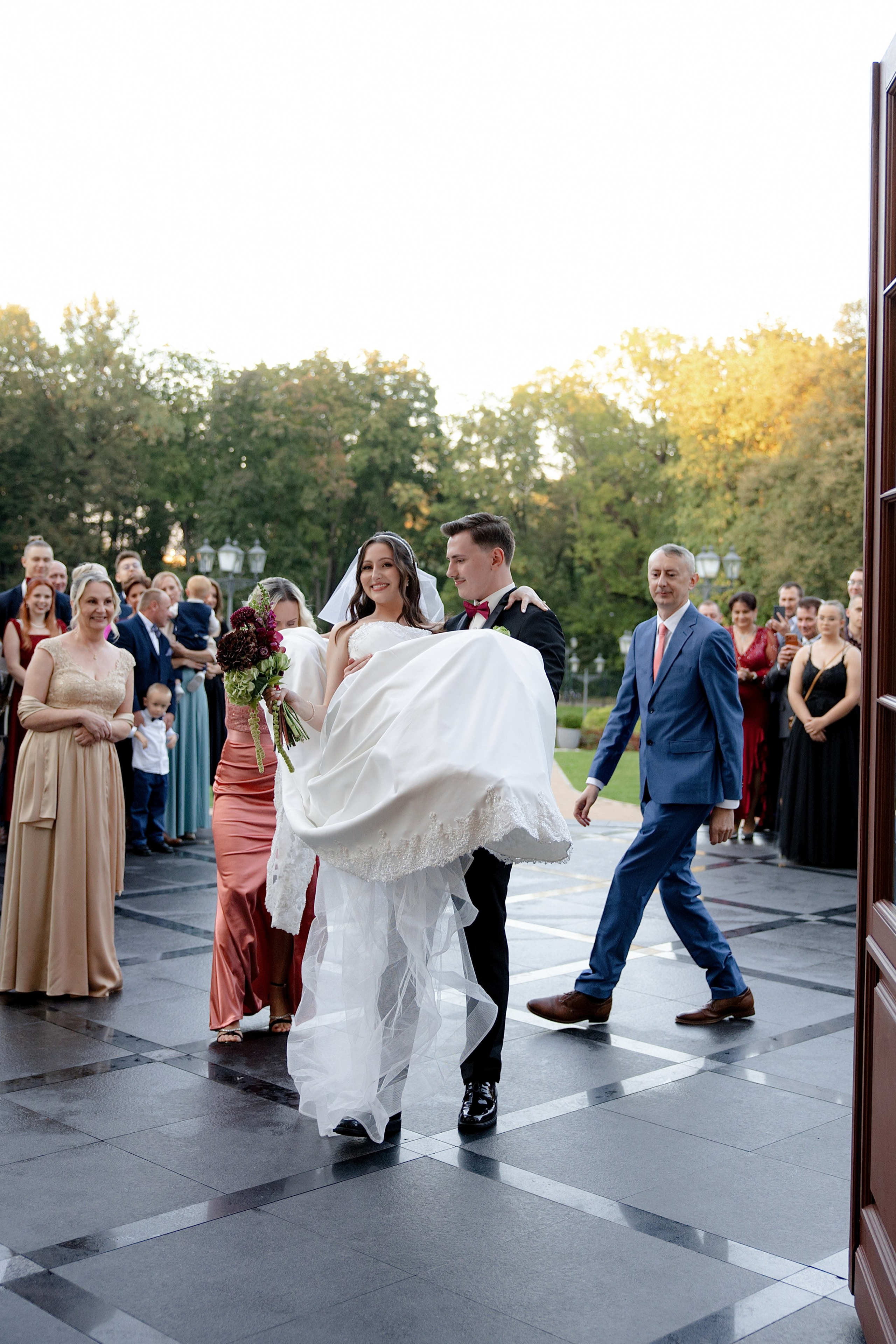 Beige & Maciek. Wedding and family photographer in Krakow Yana Klymova